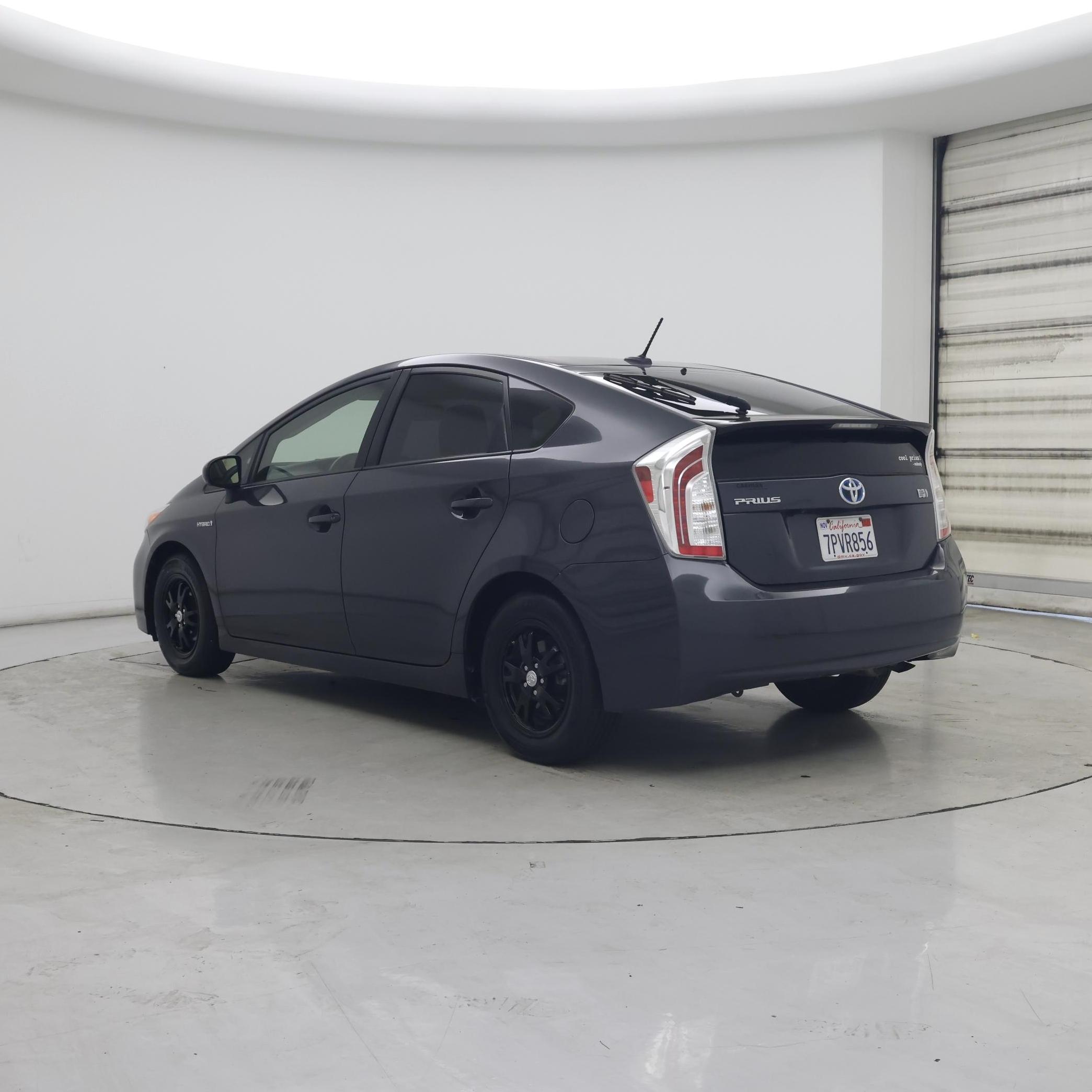 Thumbnail: 2015 Toyota Prius - 2