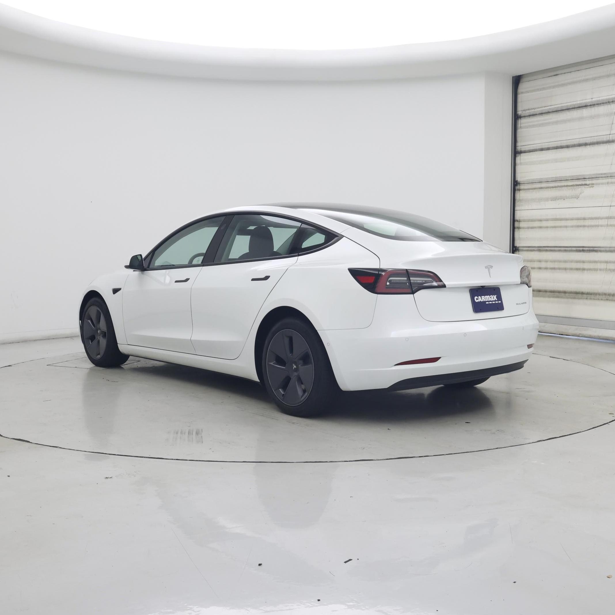 Thumbnail: 2022 Tesla Model 3 - 2