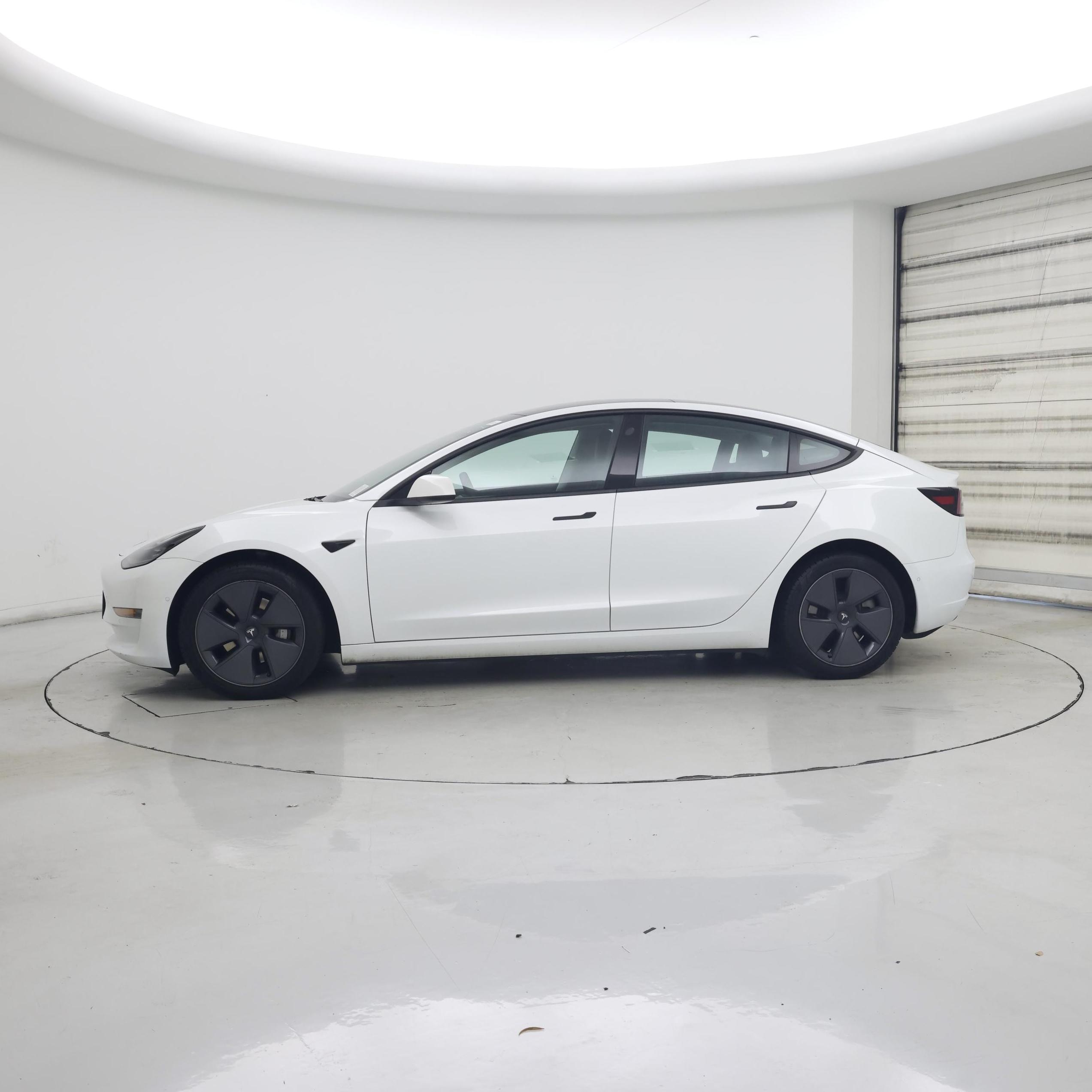 Thumbnail: 2022 Tesla Model 3 - 3