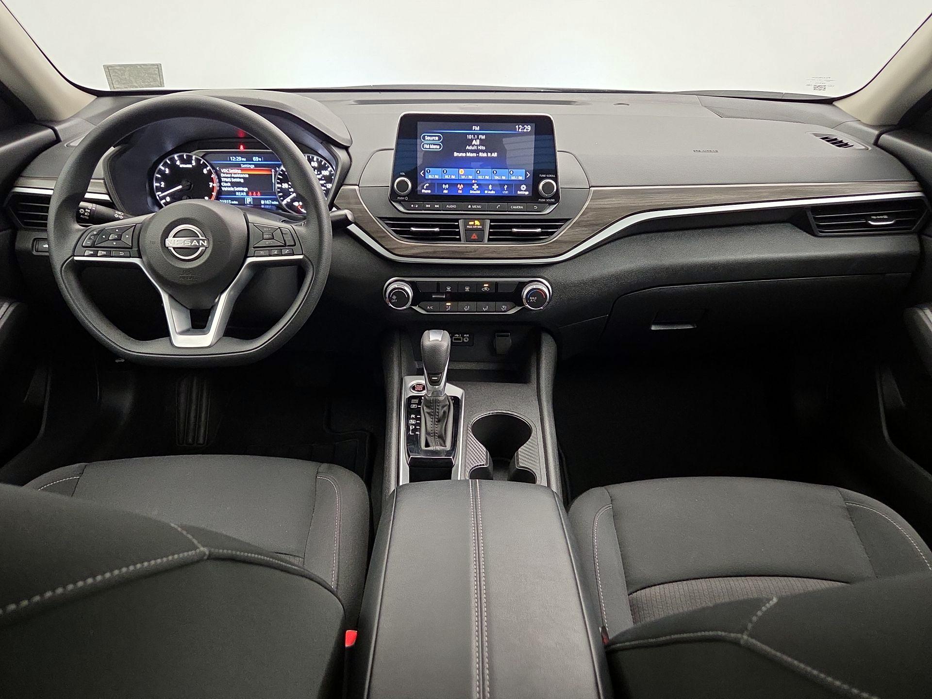 Thumbnail: 2025 Nissan Altima - 9