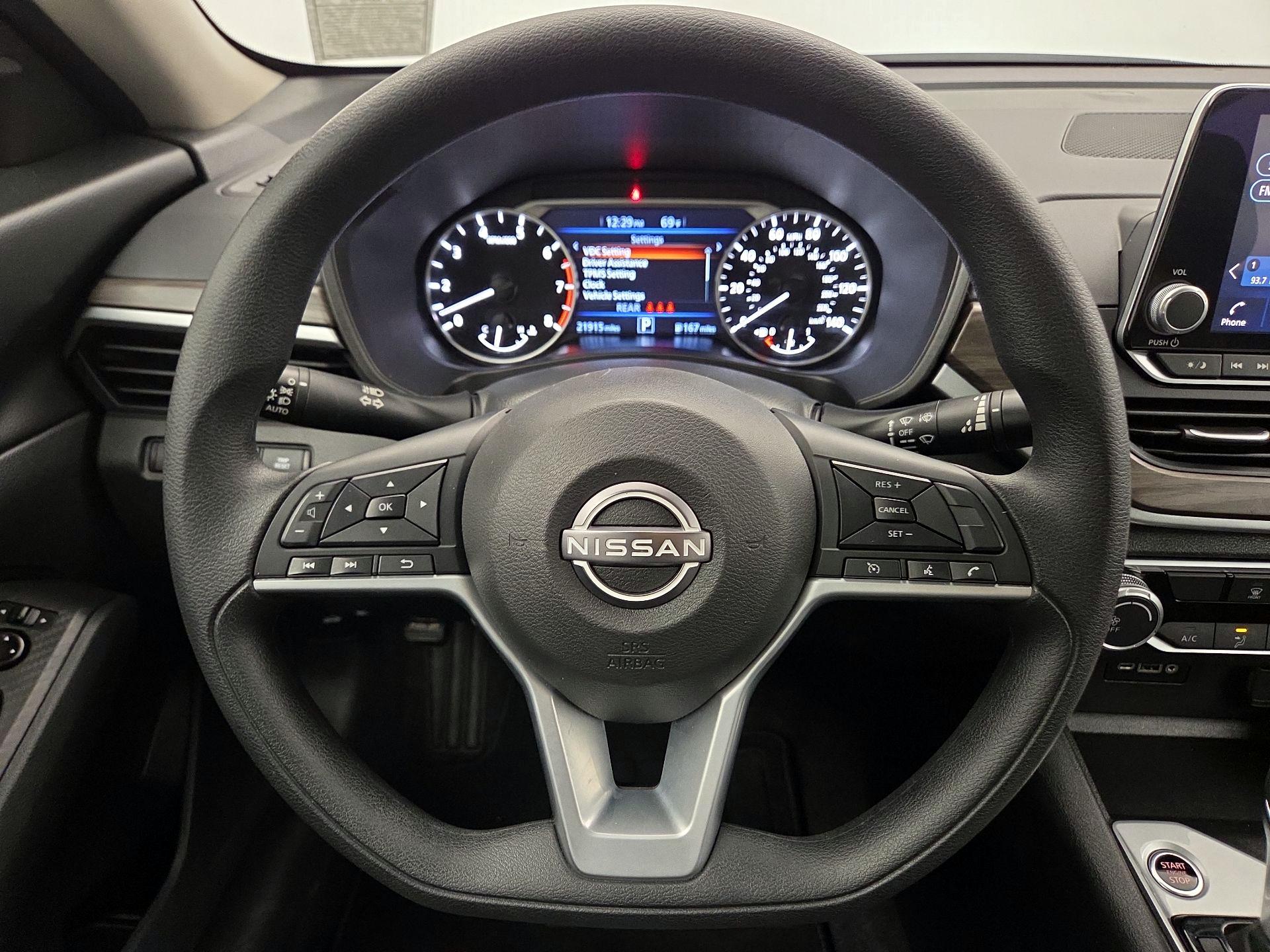 Thumbnail: 2025 Nissan Altima - 10