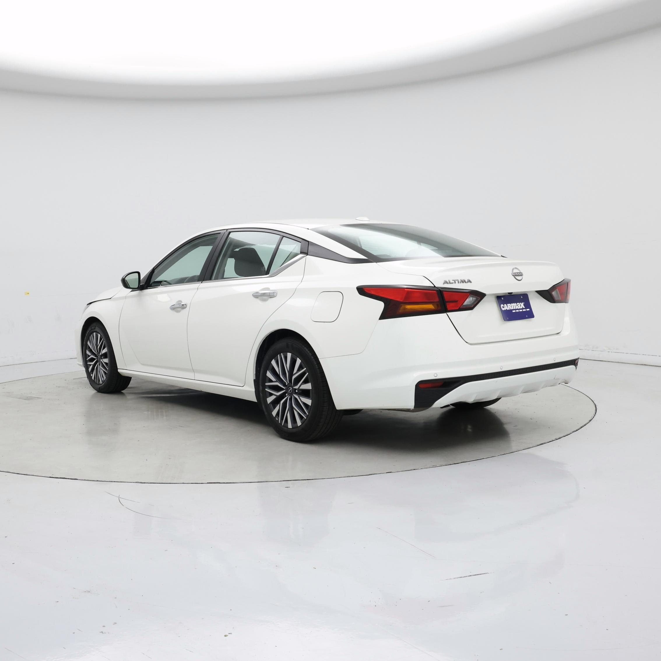 Thumbnail: 2025 Nissan Altima - 2