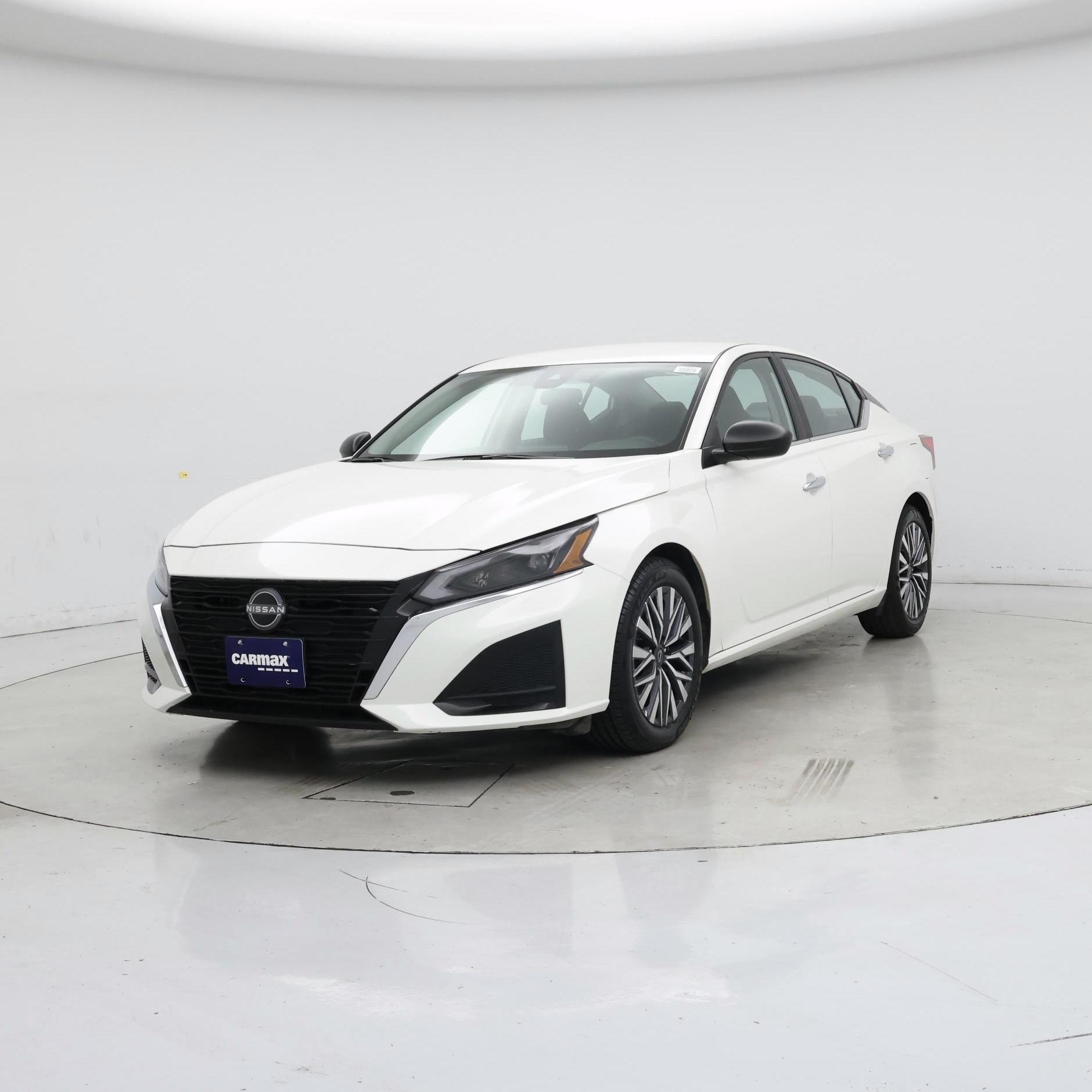 Thumbnail: 2025 Nissan Altima - 4
