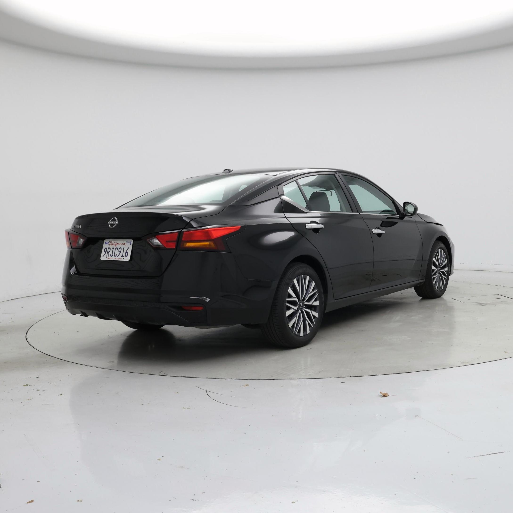 Thumbnail: 2025 Nissan Altima - 8