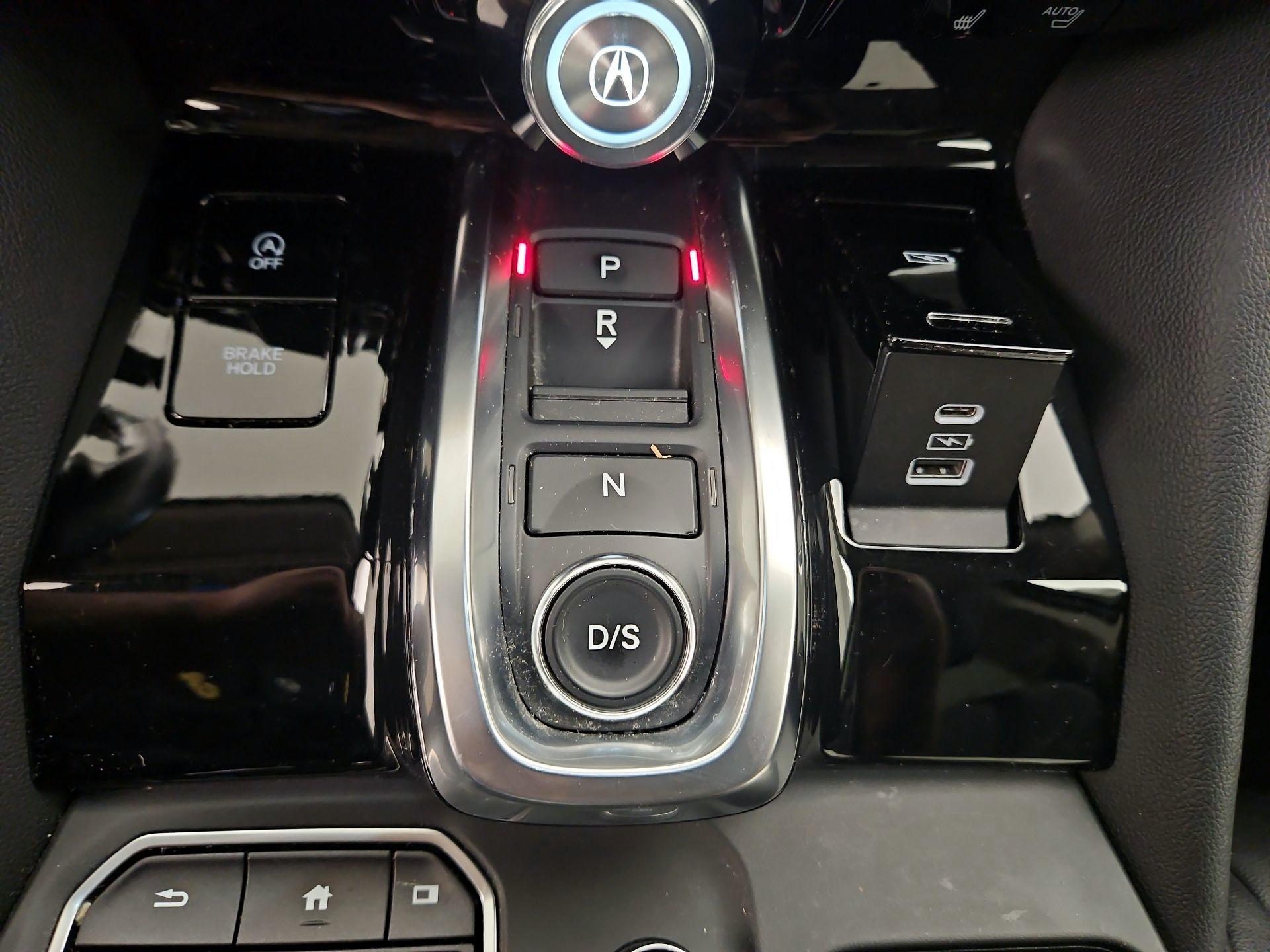 Thumbnail: 2023 Acura MDX - 17