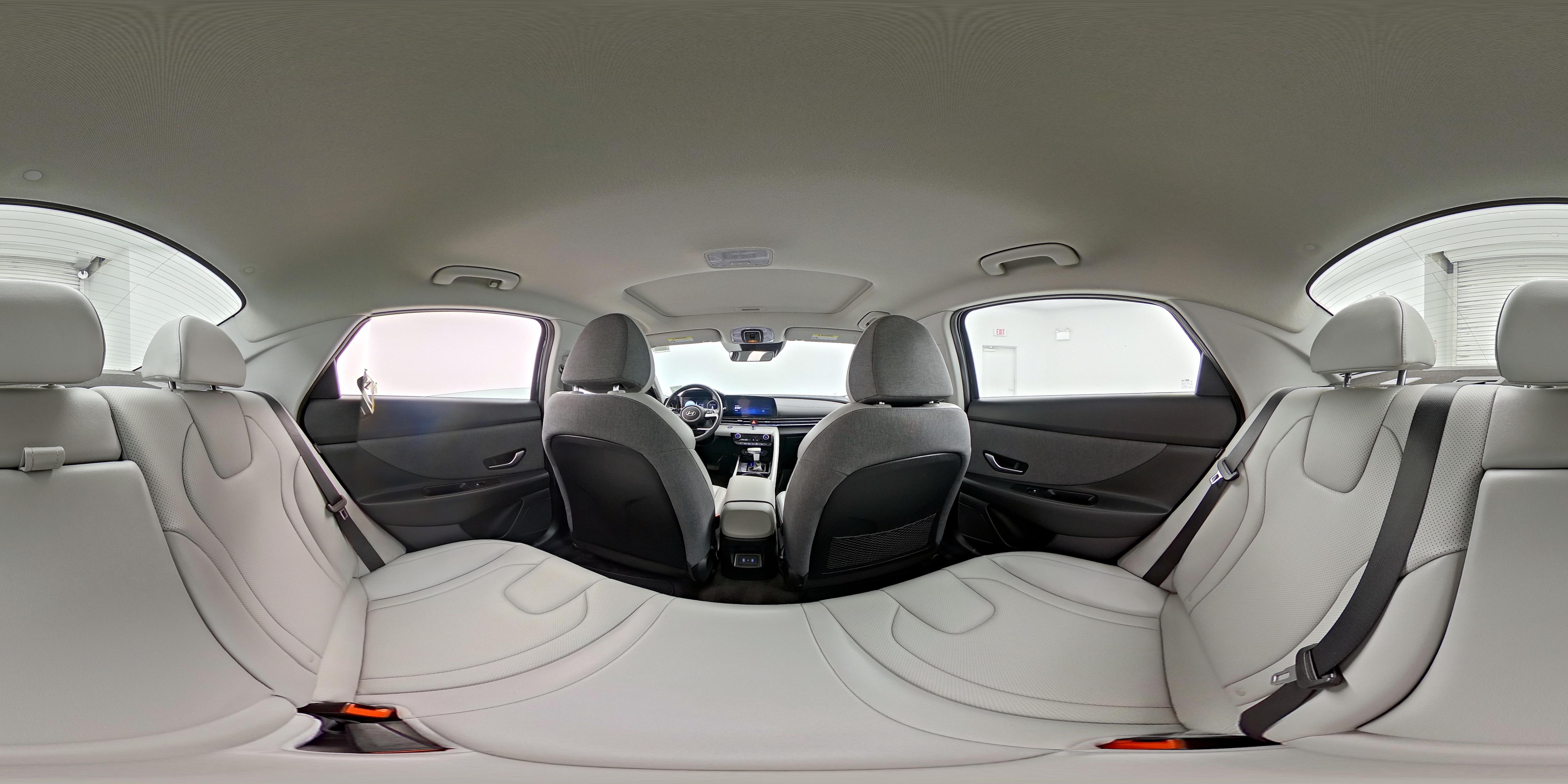 2025 Hyundai Elantra Limited - Photo 27