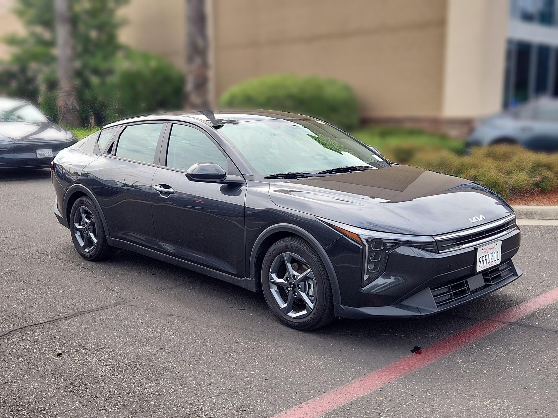 Thumbnail: 2025 Kia K4 - 1