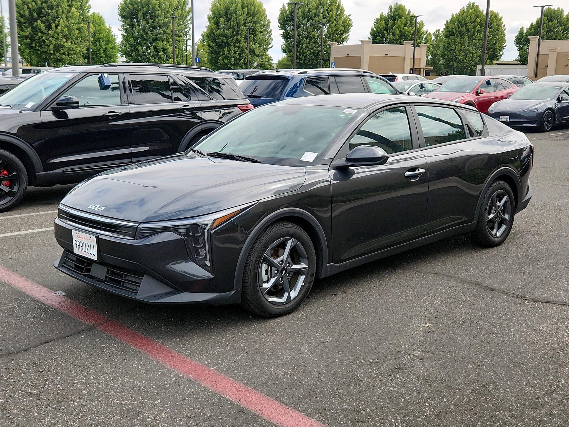 Thumbnail: 2025 Kia K4 - 3