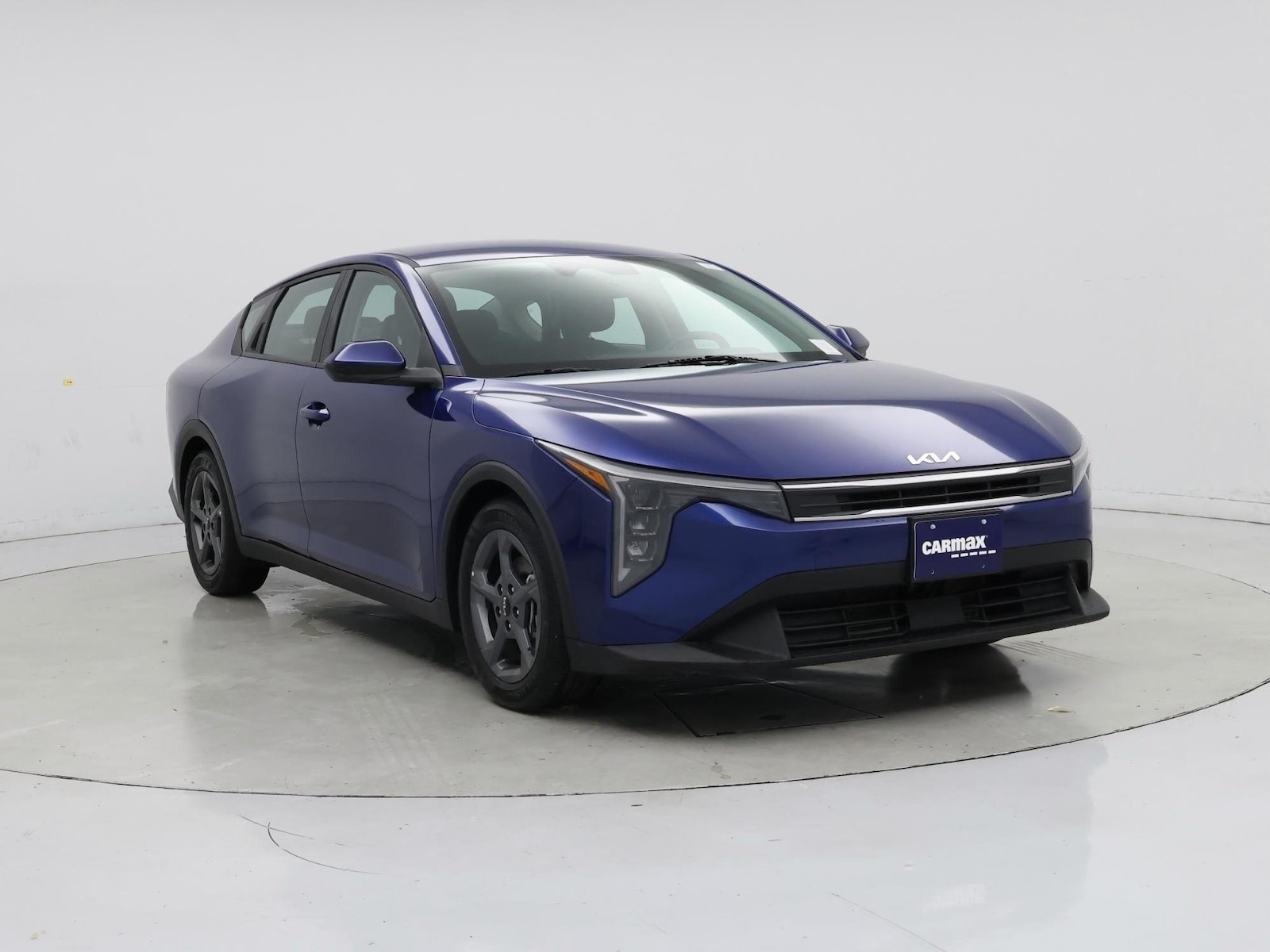 2025 Kia K4 LXS - Photo 2