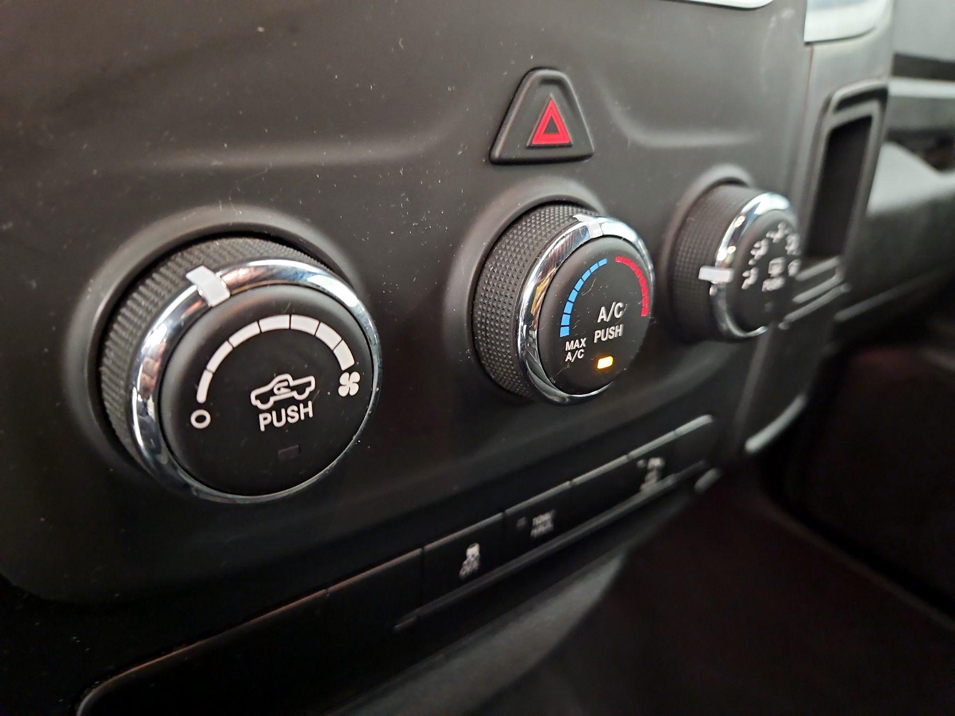 Thumbnail: 2024 RAM 1500 Classic - 16