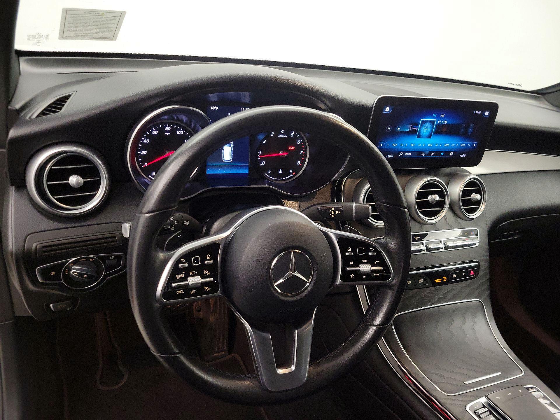 Thumbnail: 2022 Mercedes-Benz GLC - 10