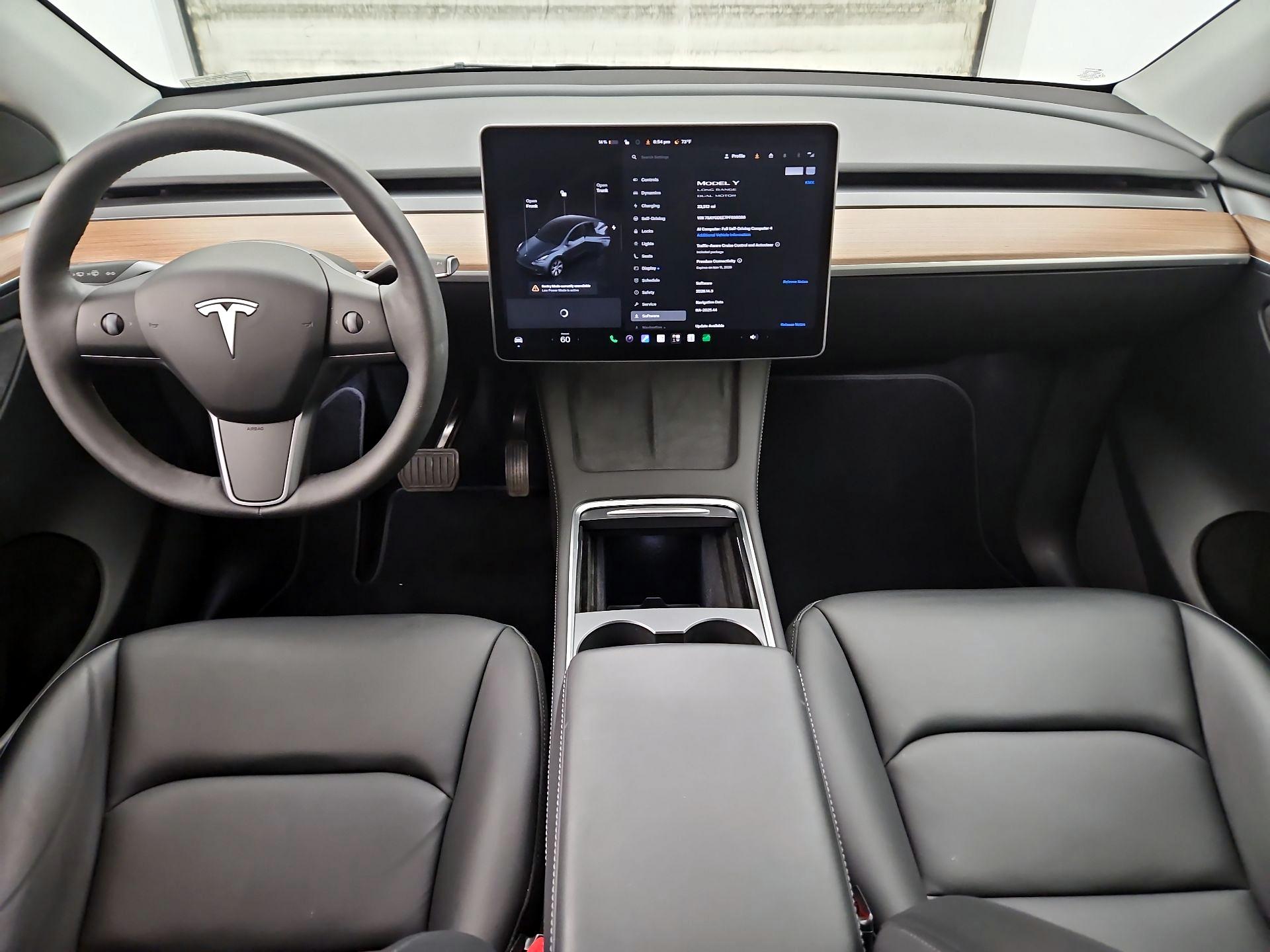 Thumbnail: 2023 Tesla Model Y - 9