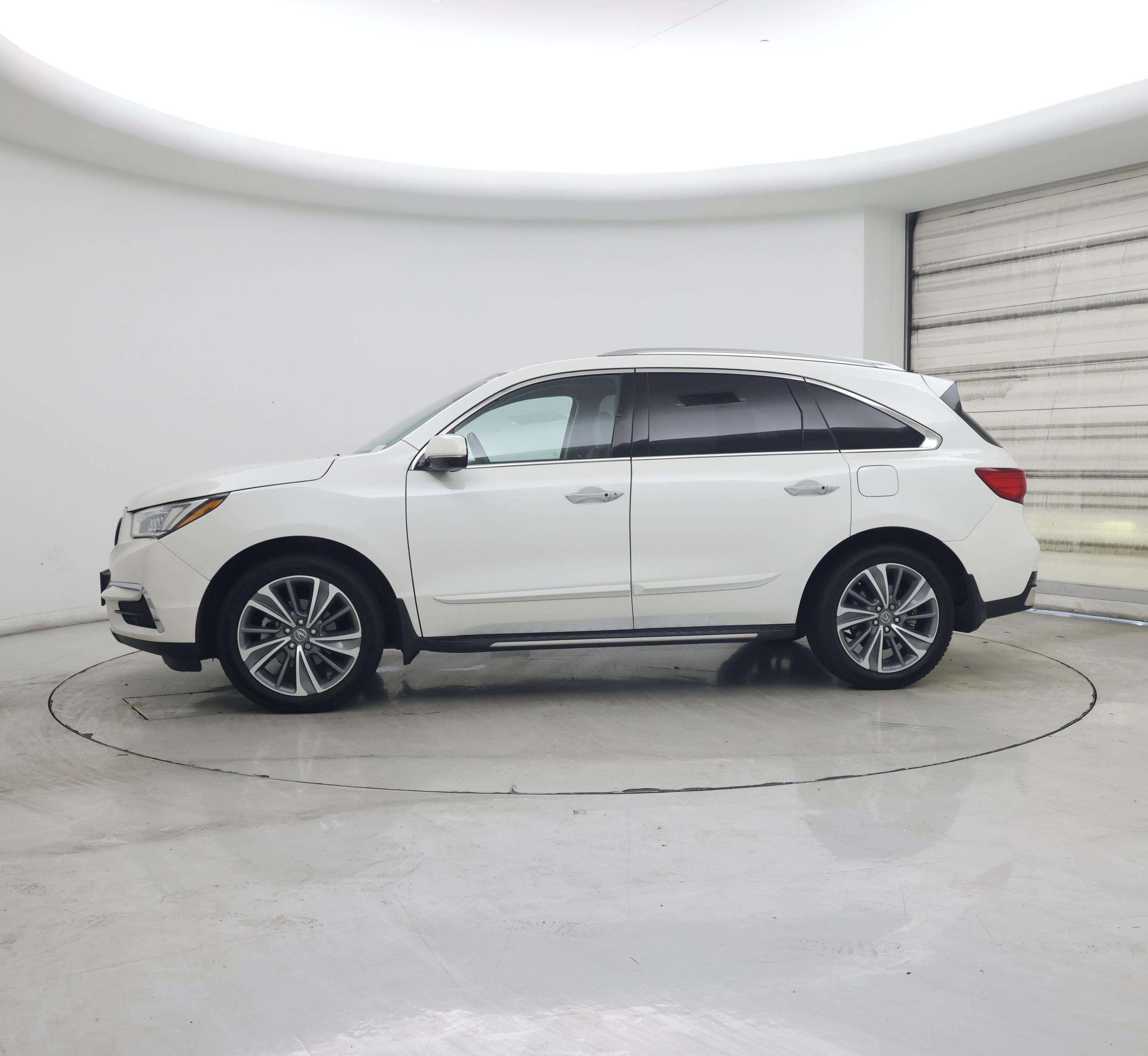 Thumbnail: 2018 Acura MDX - 3