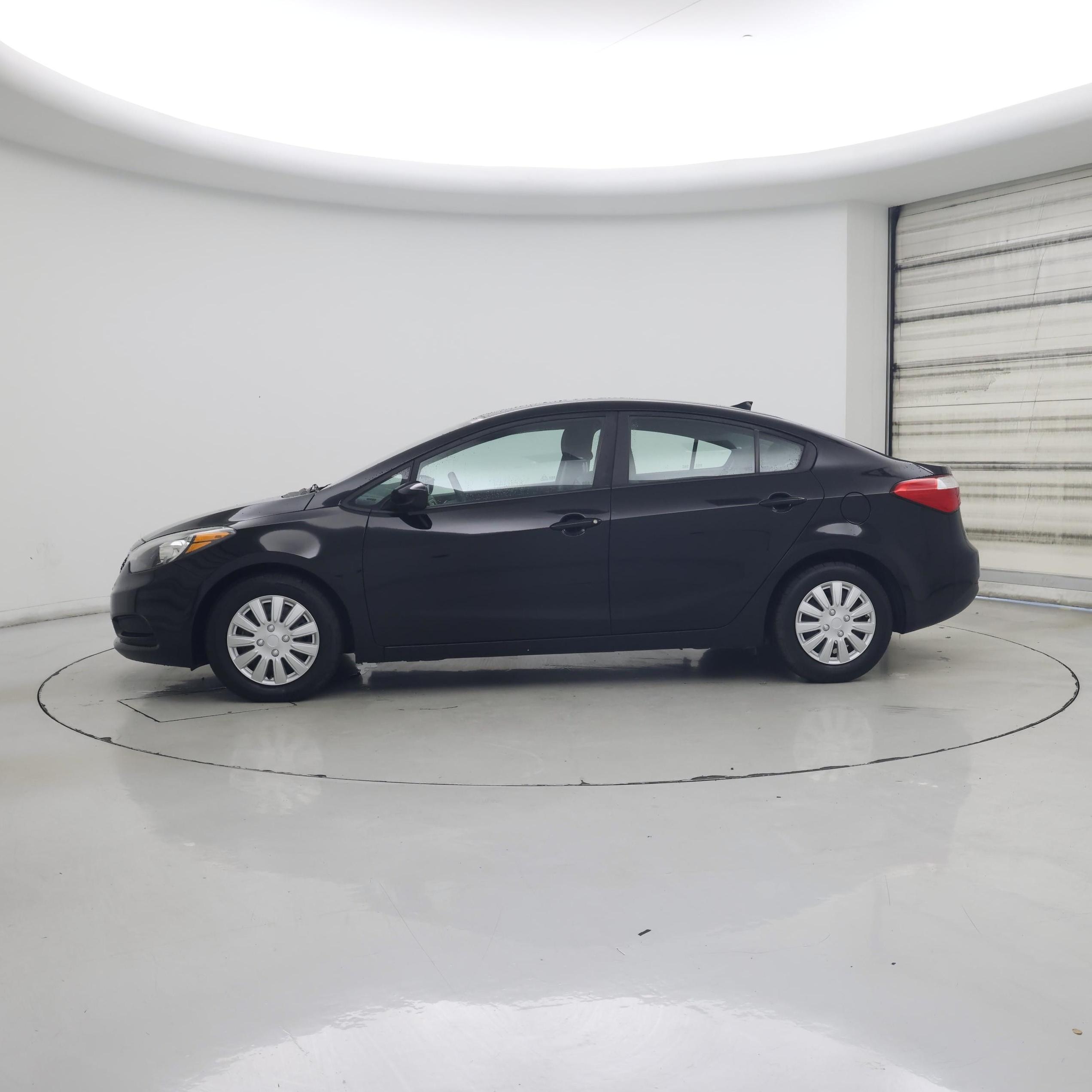 Thumbnail: 2016 Kia Forte - 3