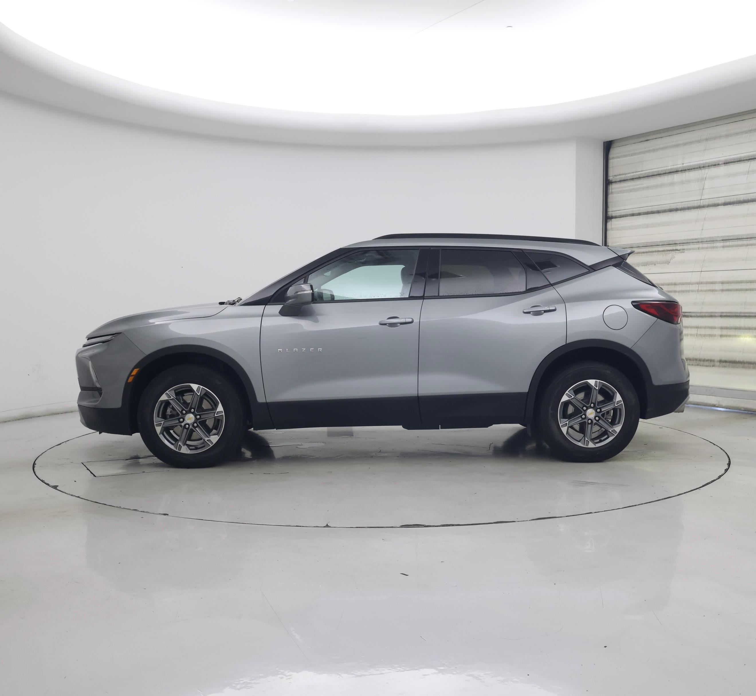 Thumbnail: 2023 Chevrolet Blazer - 3