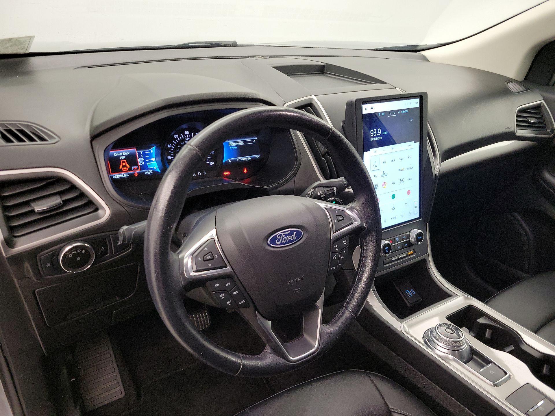 Thumbnail: 2023 Ford Edge - 9