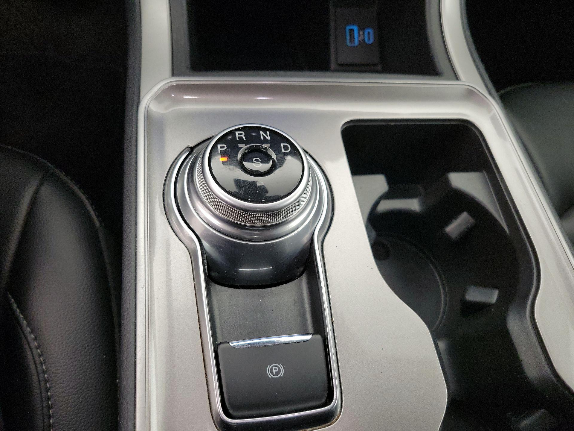 Thumbnail: 2023 Ford Edge - 18