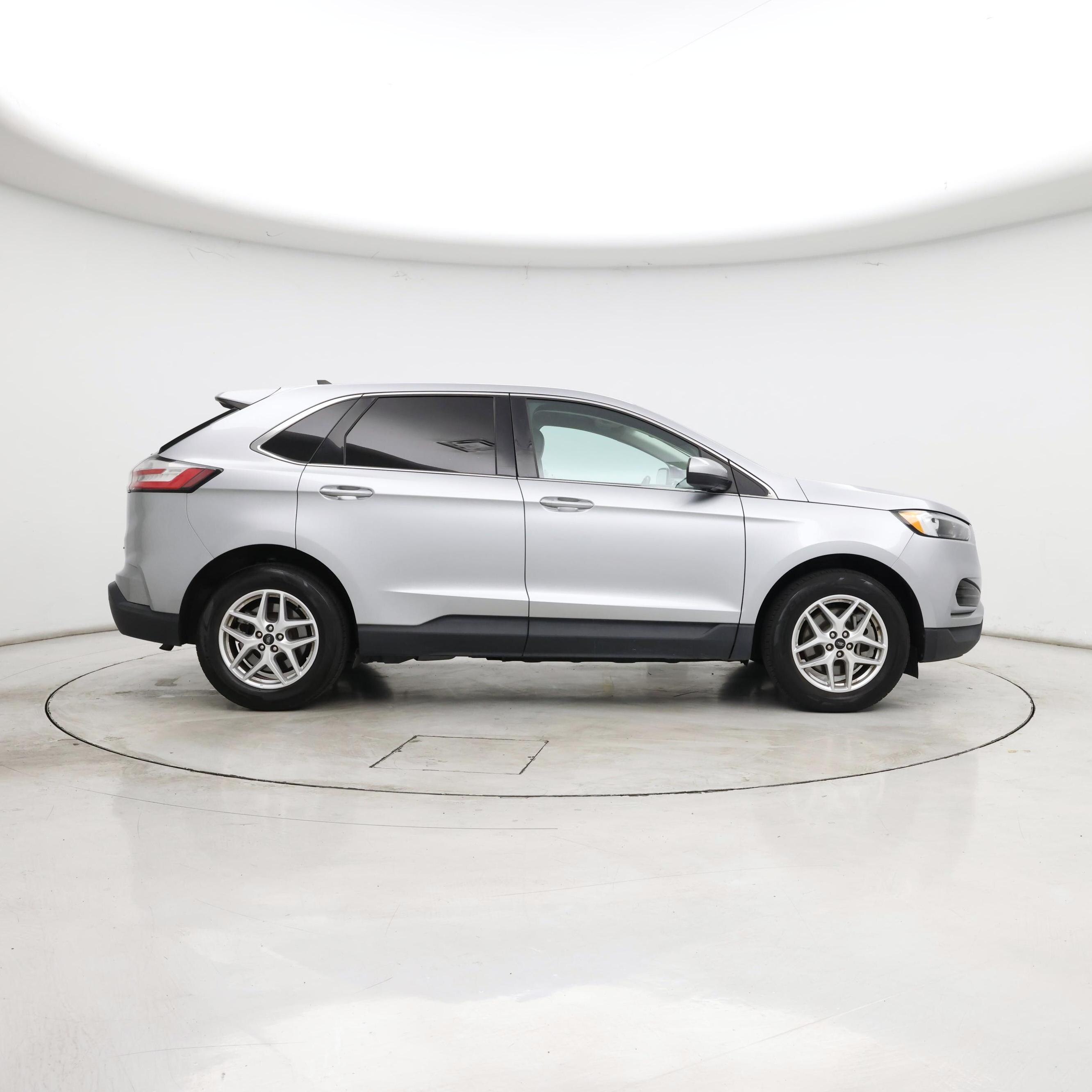 Thumbnail: 2023 Ford Edge - 7