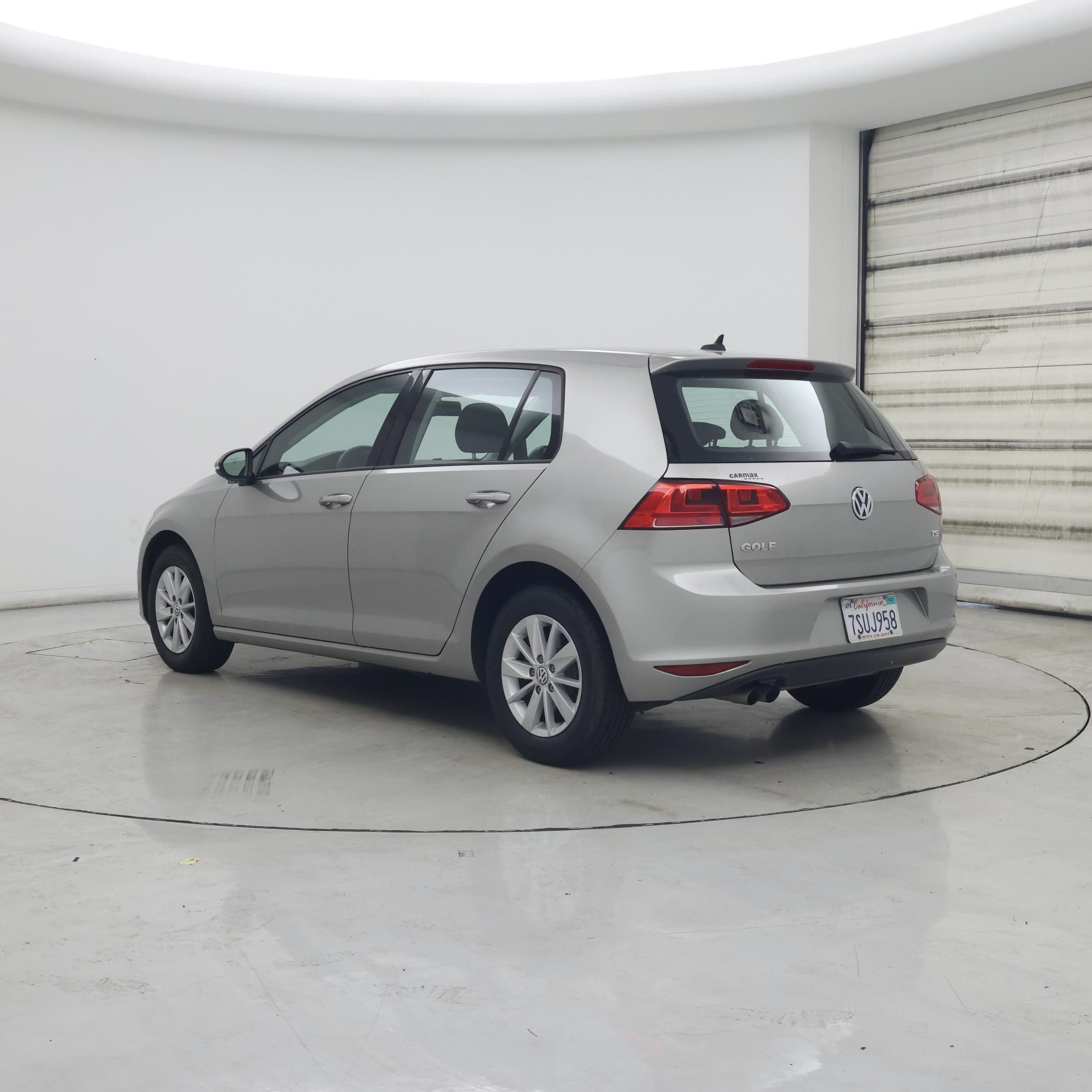Thumbnail: 2016 Volkswagen Golf - 2