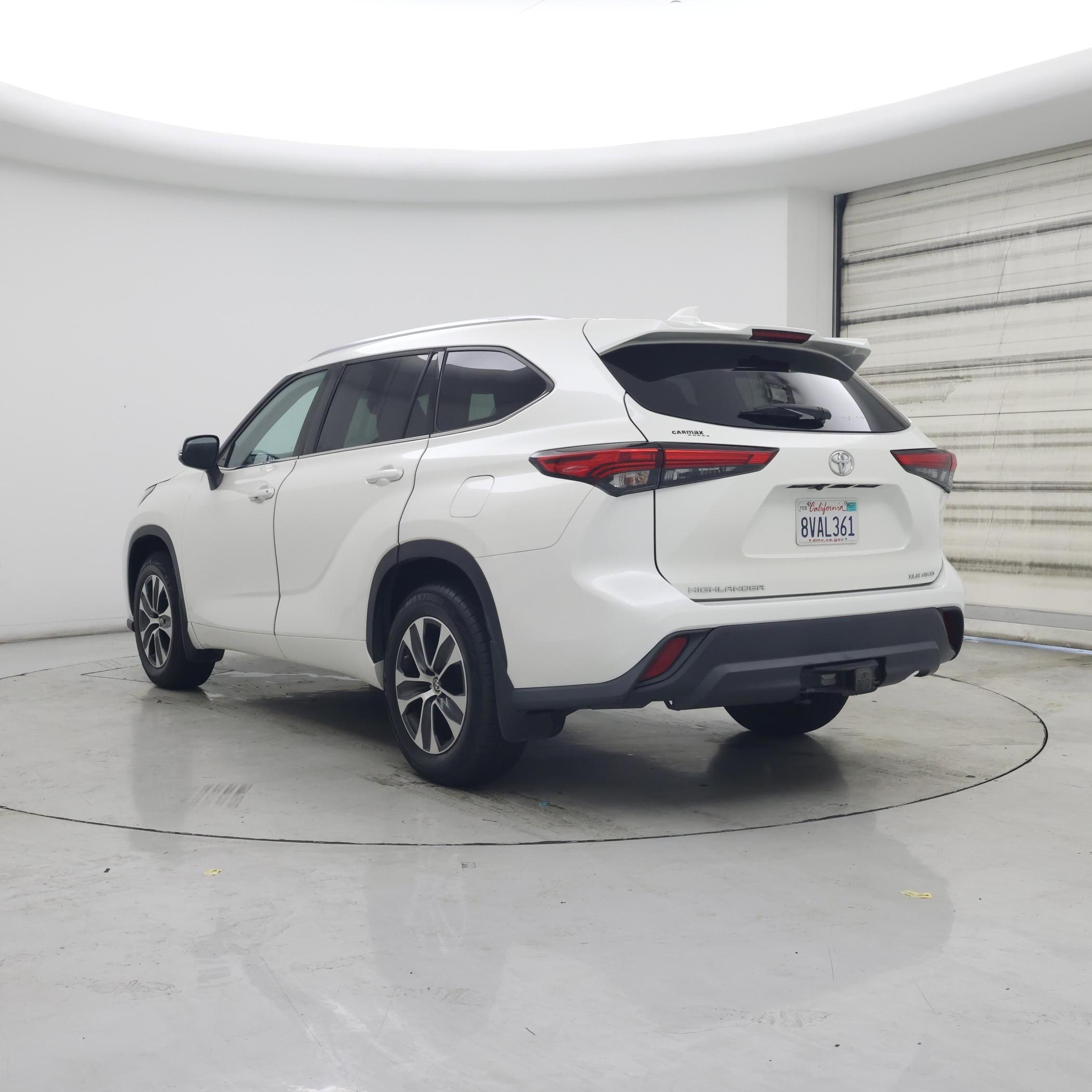 Thumbnail: 2021 Toyota Highlander - 2