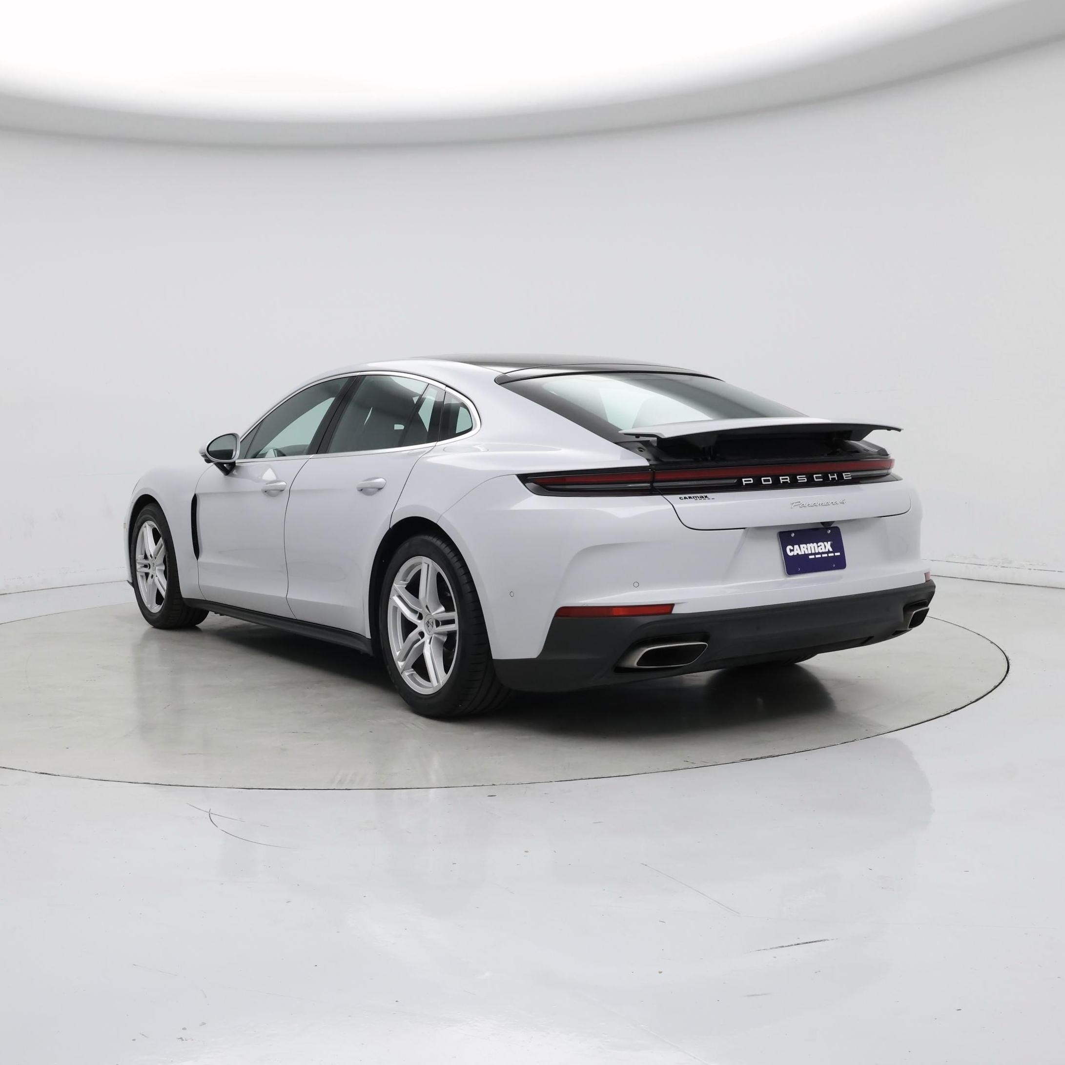 Thumbnail: 2025 Porsche Panamera - 2