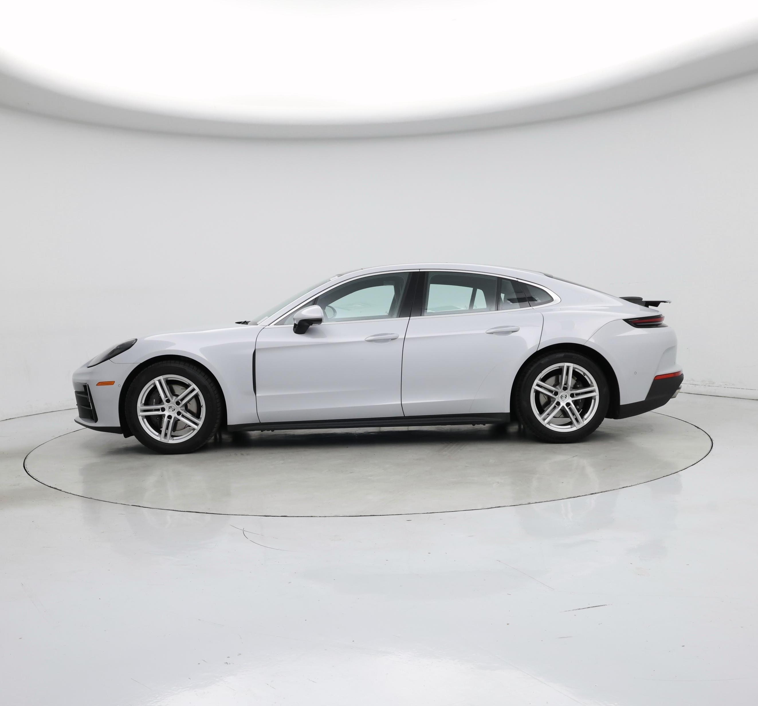 Thumbnail: 2025 Porsche Panamera - 3