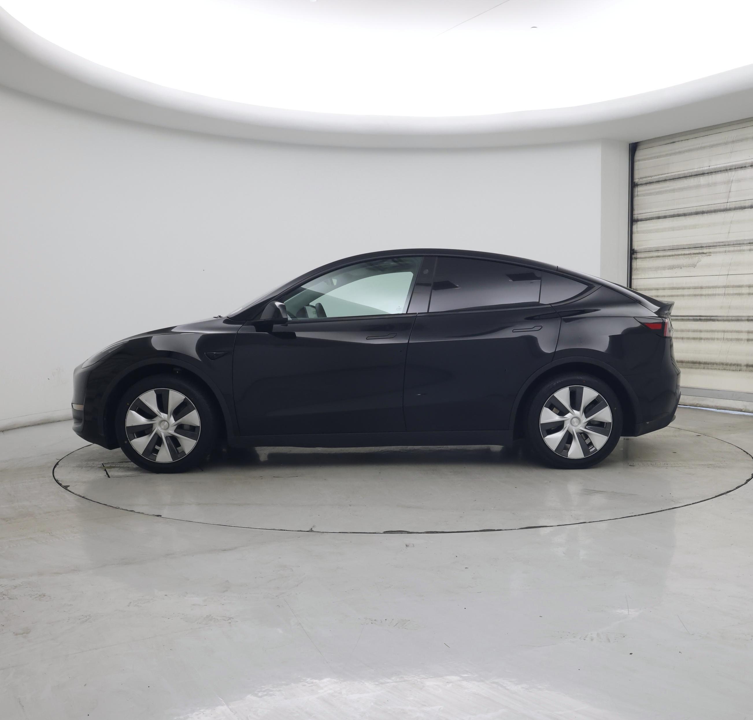 Thumbnail: 2024 Tesla Model Y - 3