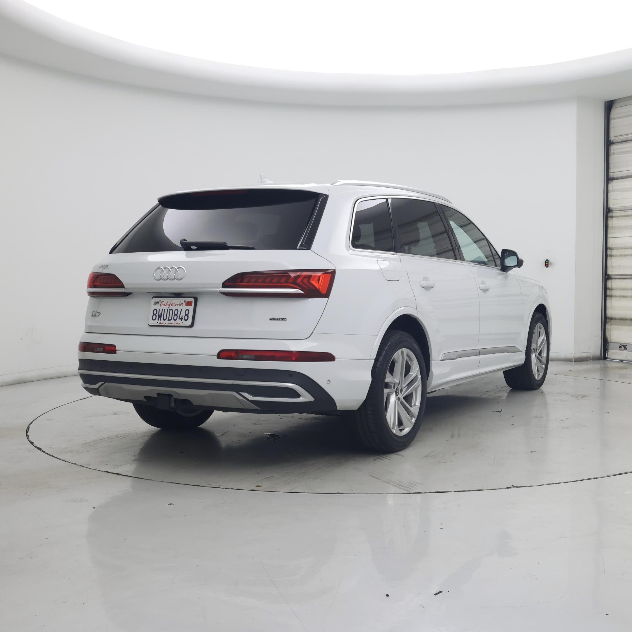 Thumbnail: 2021 Audi Q7 - 8