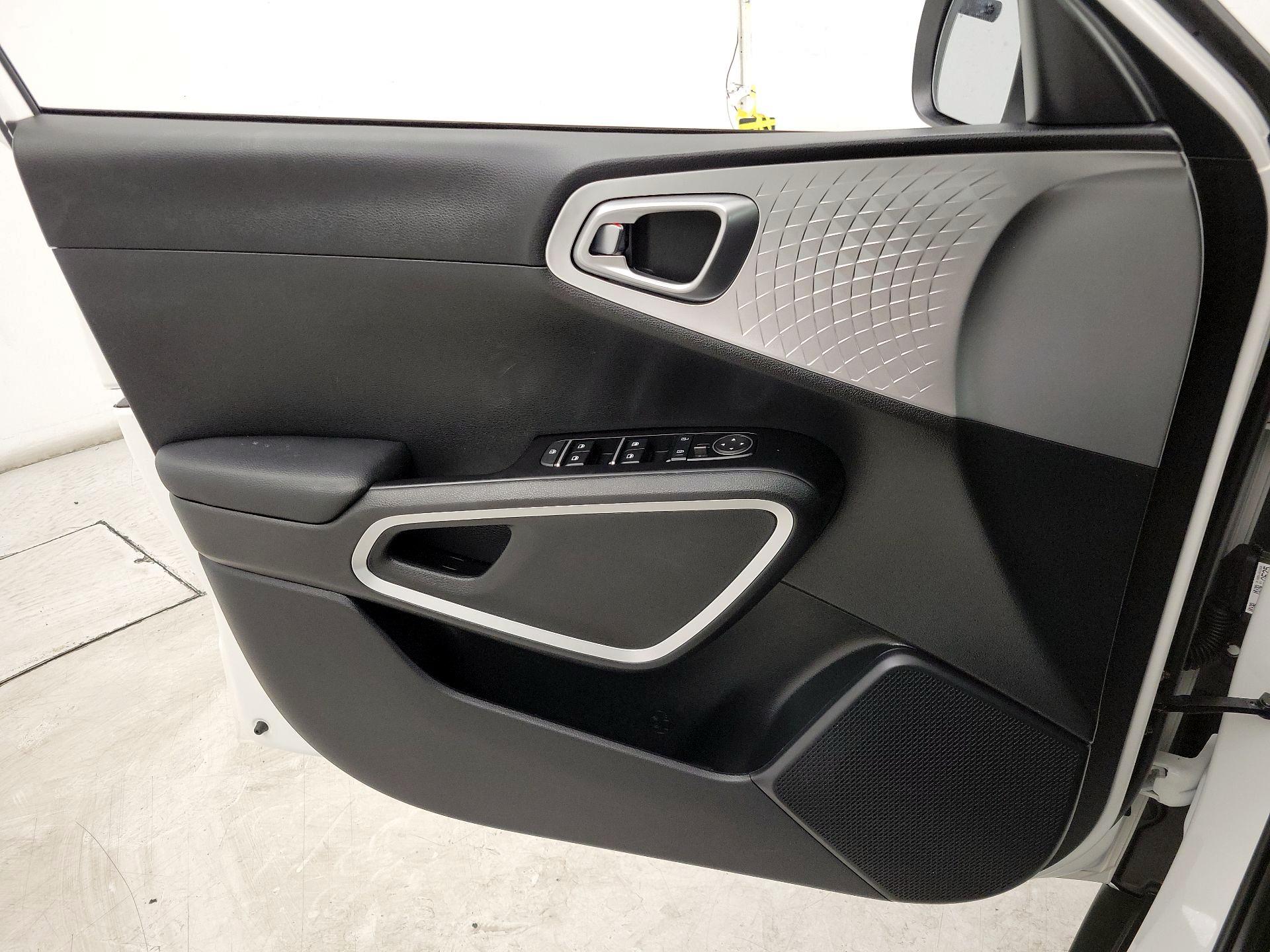 Thumbnail: 2025 Kia Soul - 12