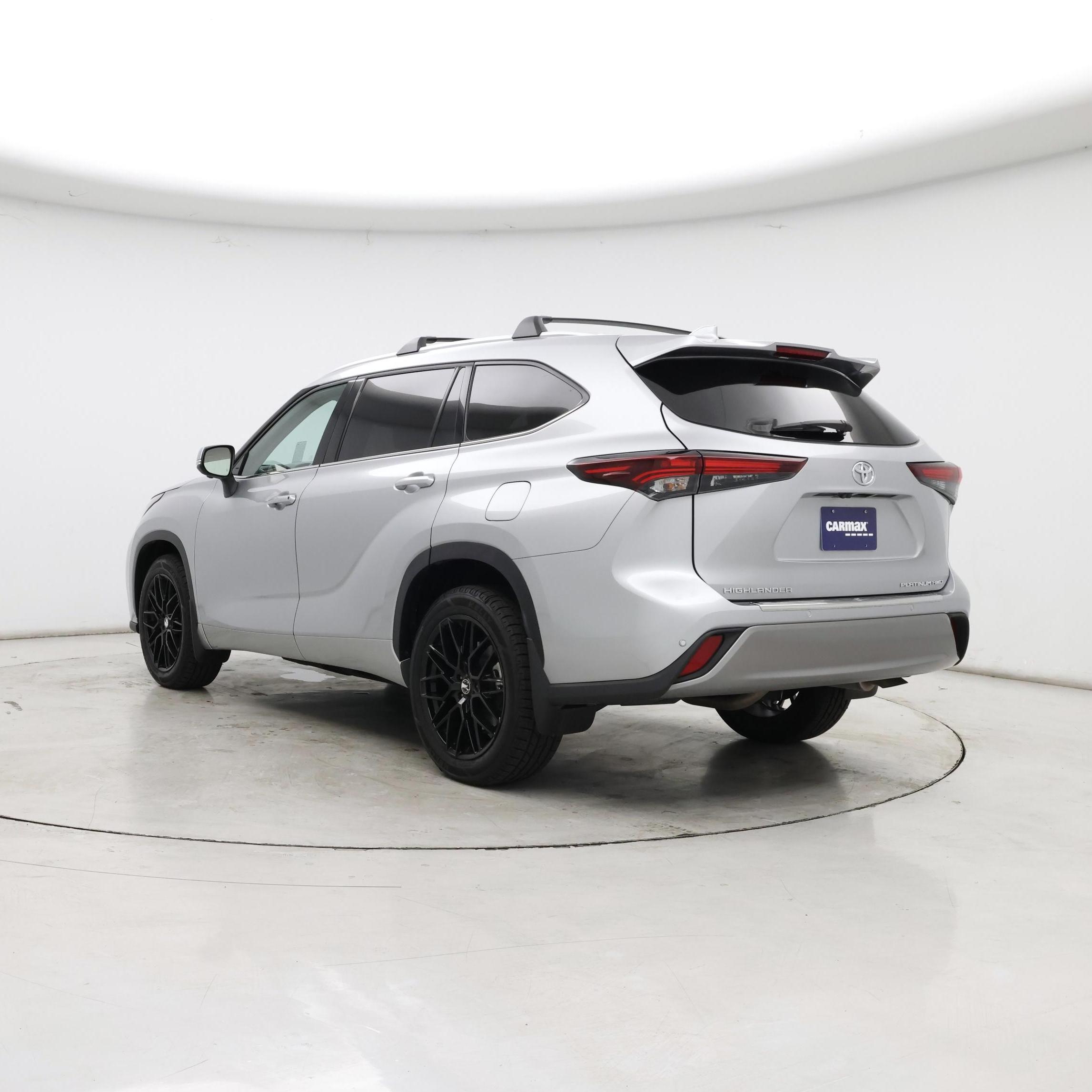 Thumbnail: 2024 Toyota Highlander - 2
