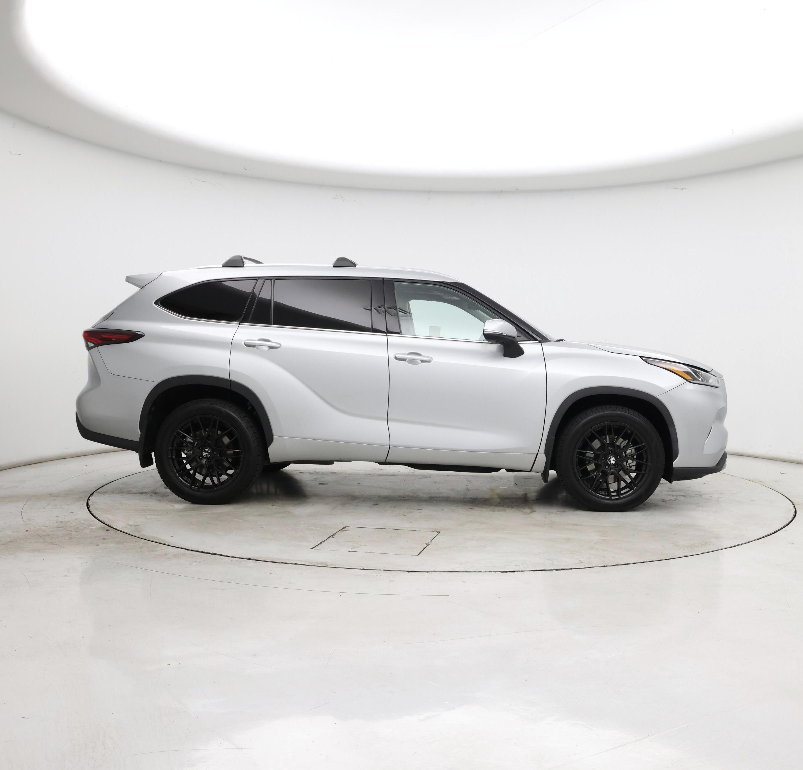 Thumbnail: 2024 Toyota Highlander - 7