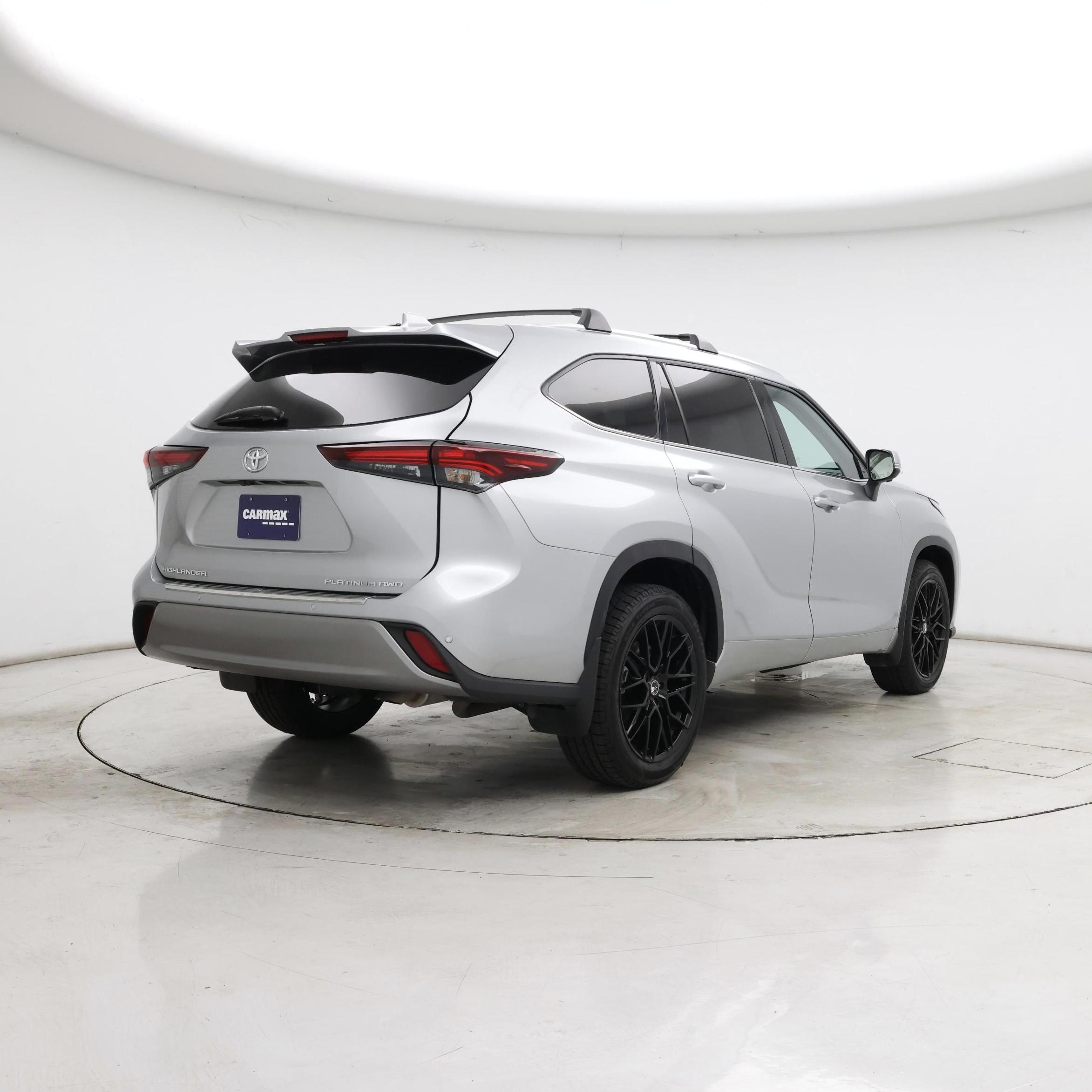 Thumbnail: 2024 Toyota Highlander - 8