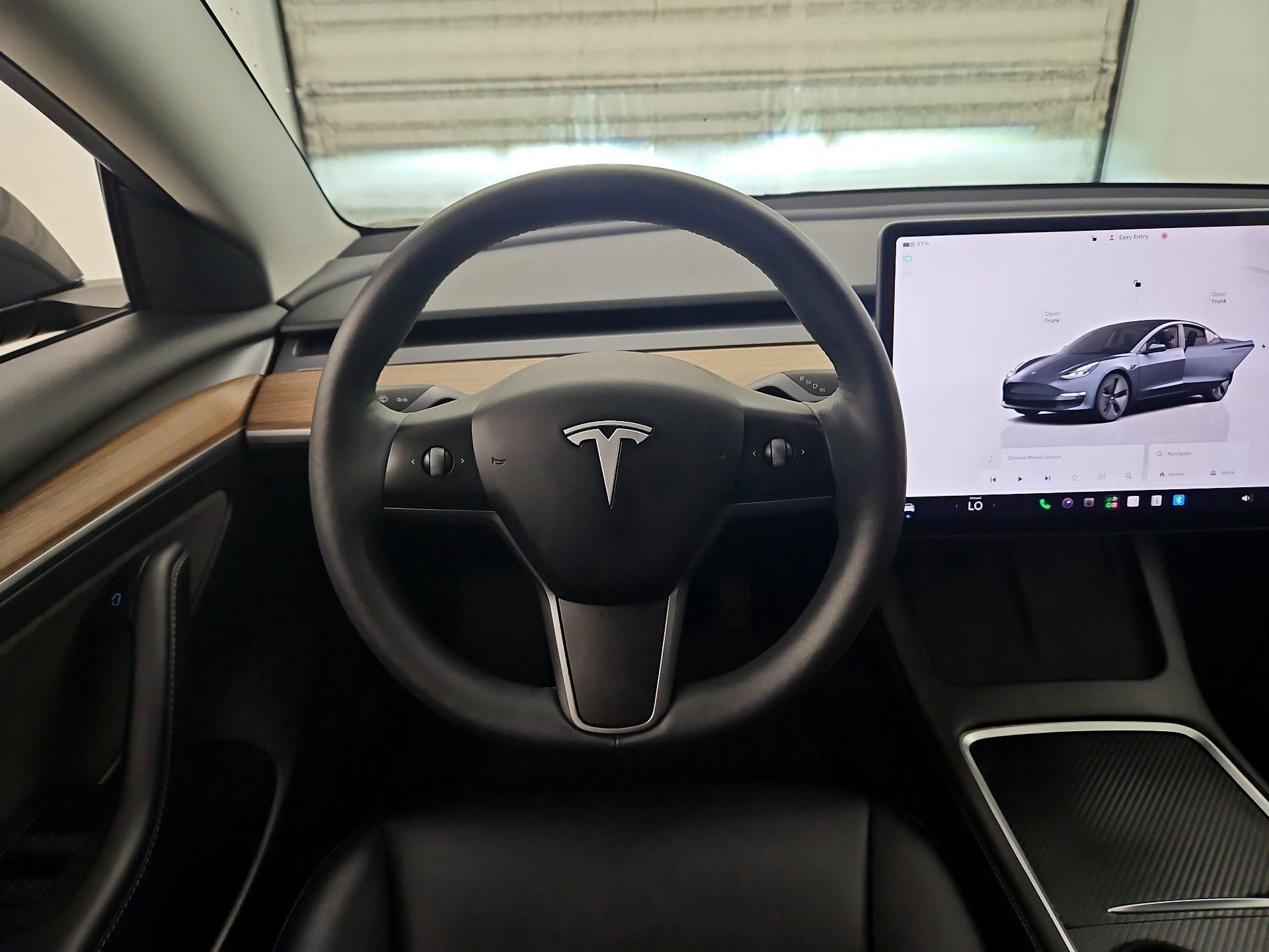 Thumbnail: 2023 Tesla Model 3 - 10