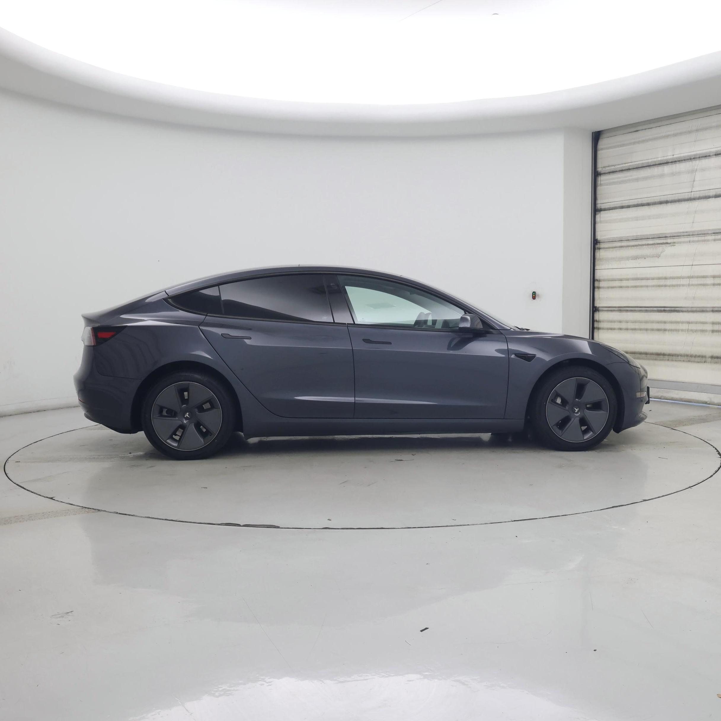 Thumbnail: 2023 Tesla Model 3 - 7