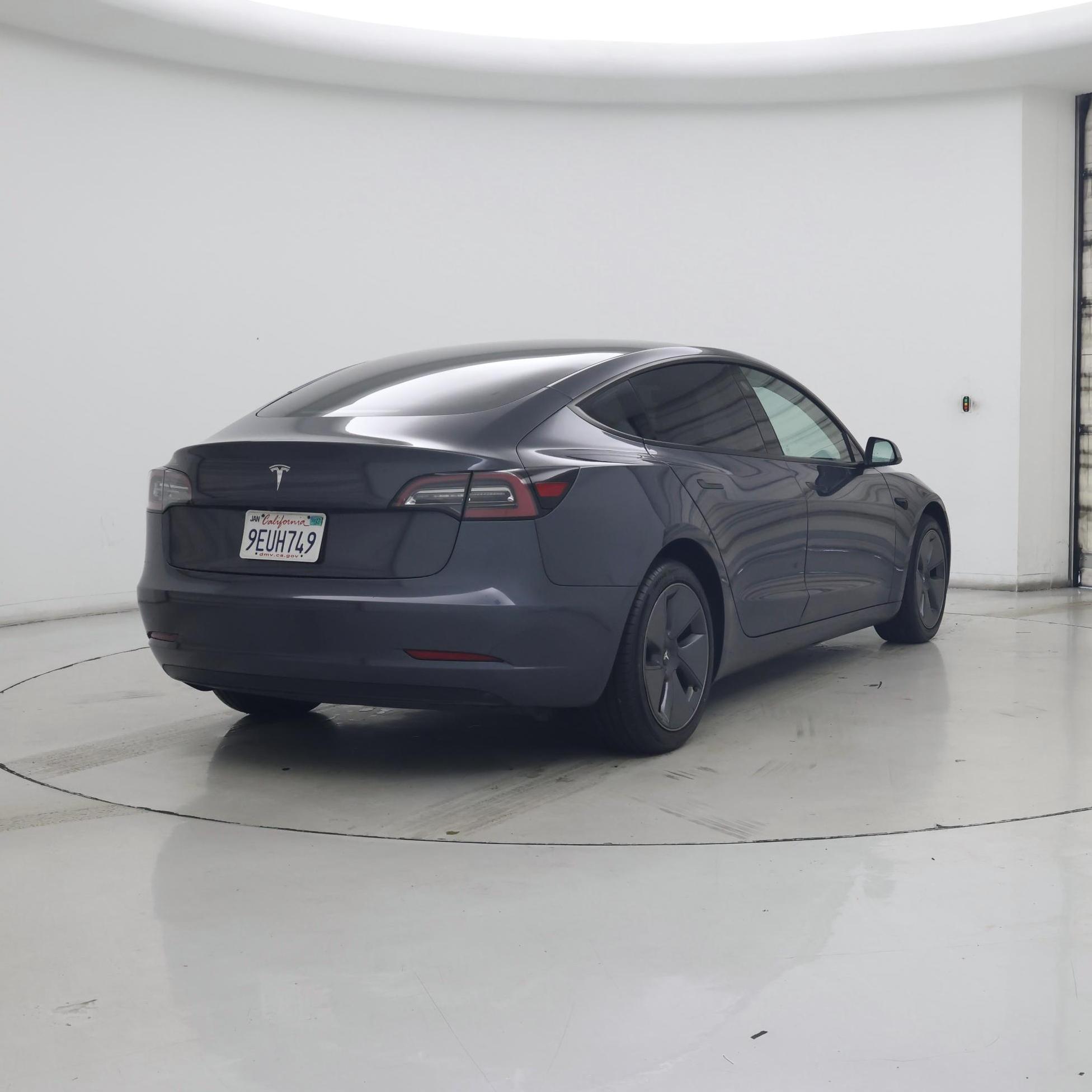 Thumbnail: 2023 Tesla Model 3 - 8