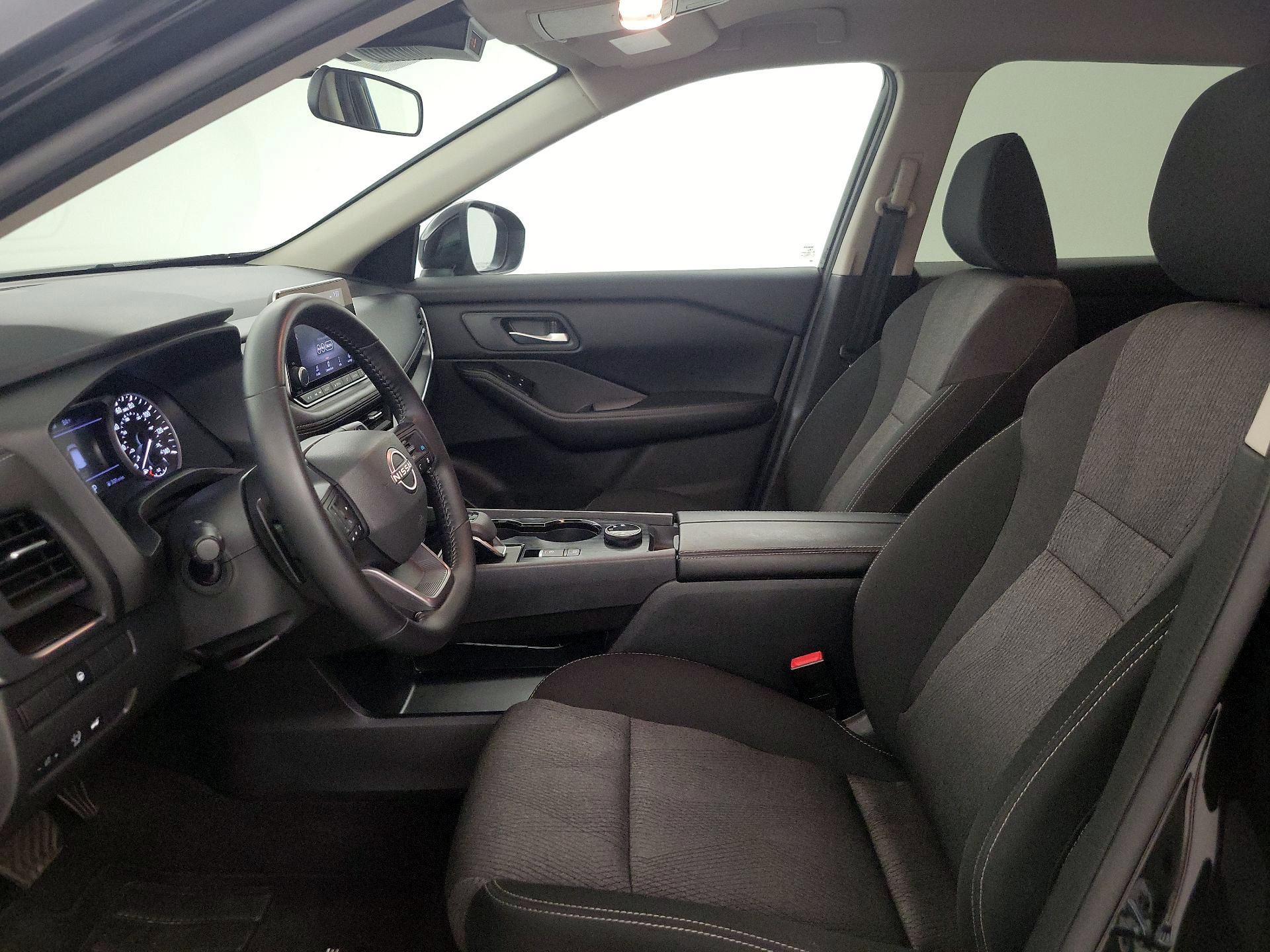 Thumbnail: 2025 Nissan Rogue - 11