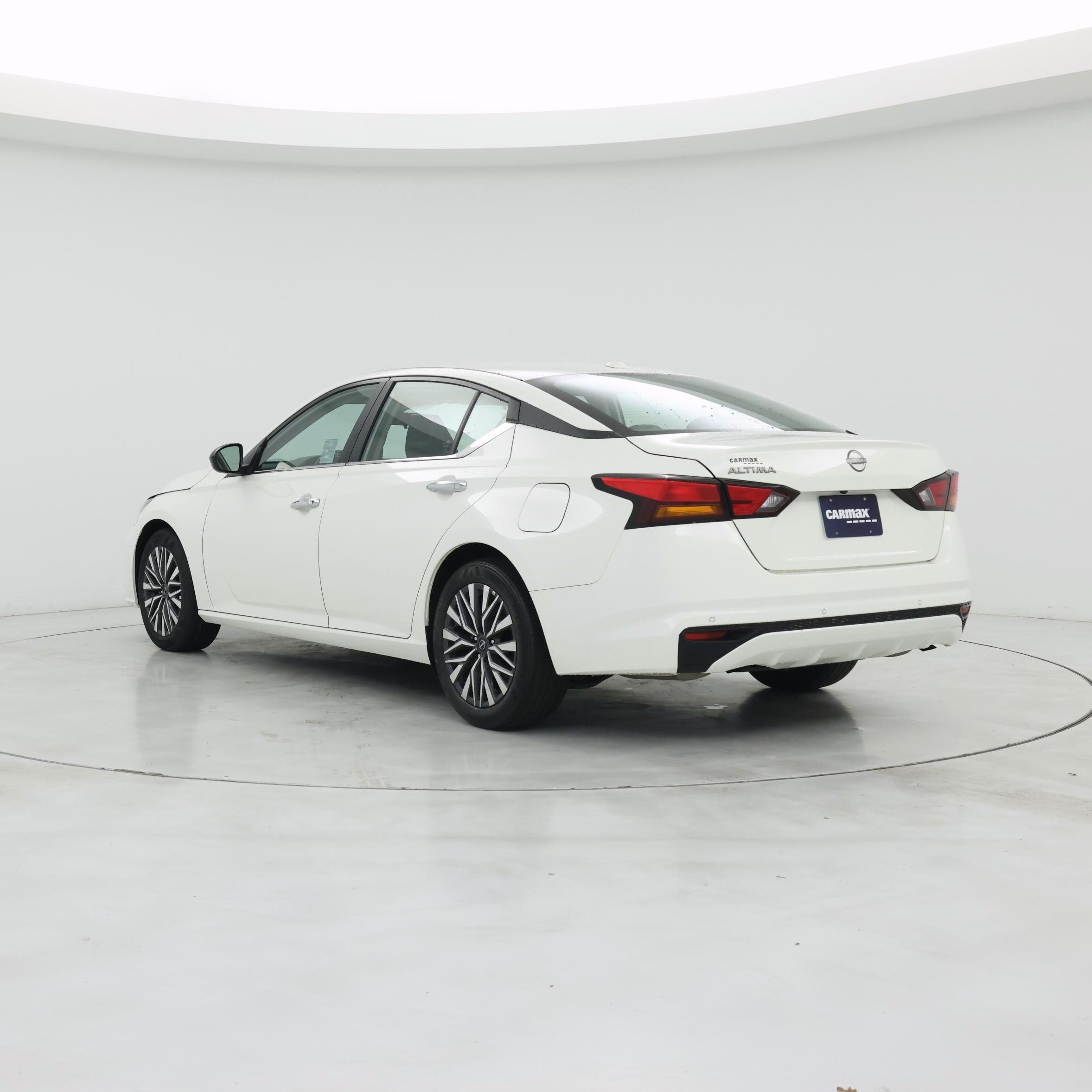 Thumbnail: 2025 Nissan Altima - 2