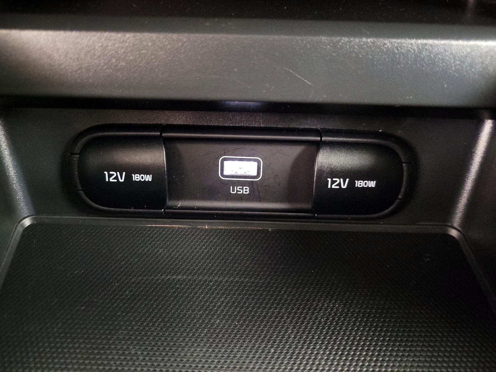 Thumbnail: 2025 Kia Soul - 18