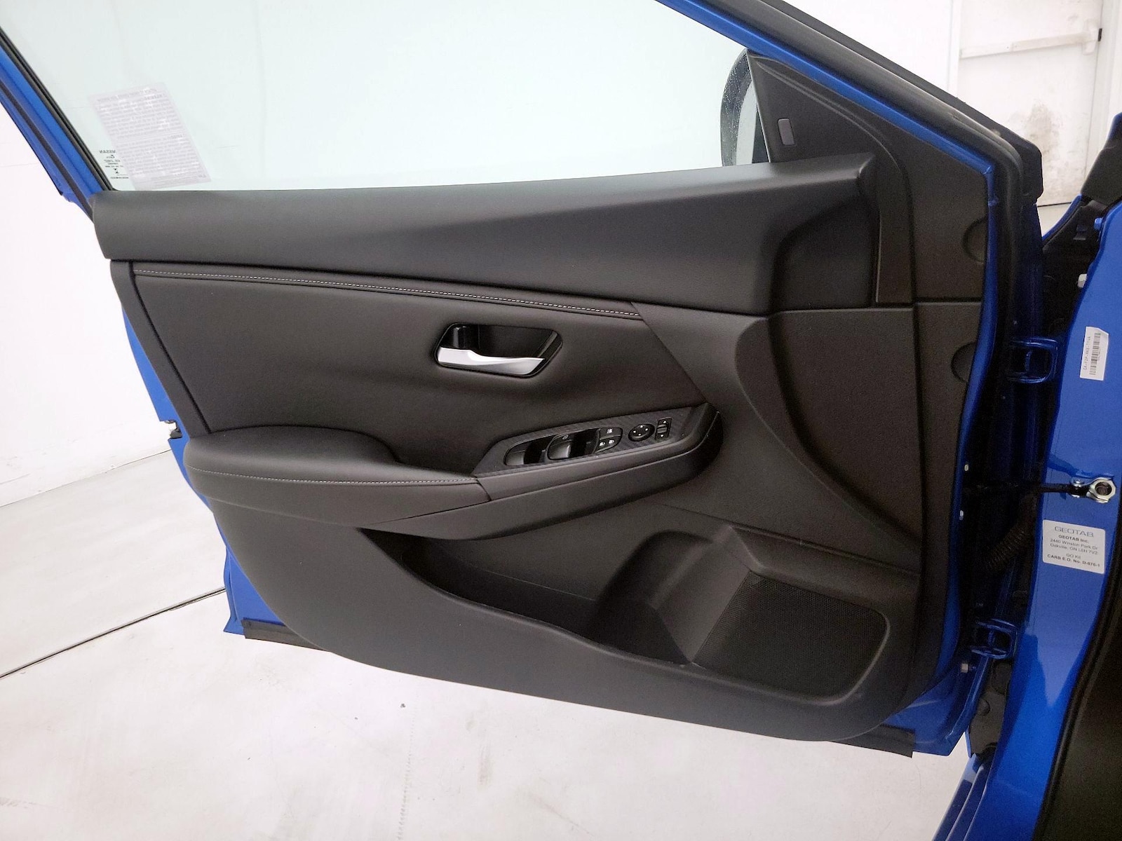 2025 Nissan Sentra SV - Photo 13
