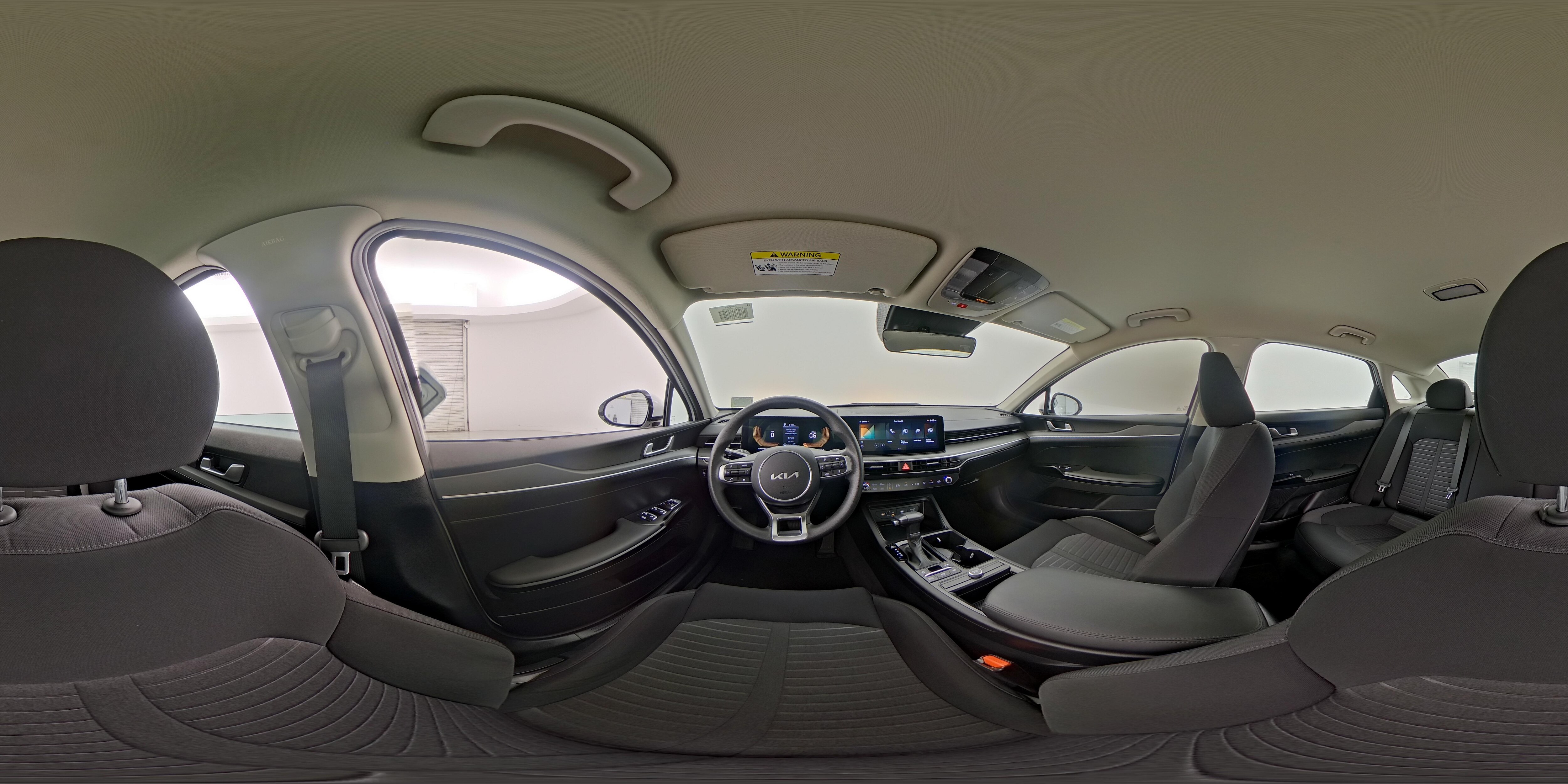 2025 Kia K5 LXS - Photo 26