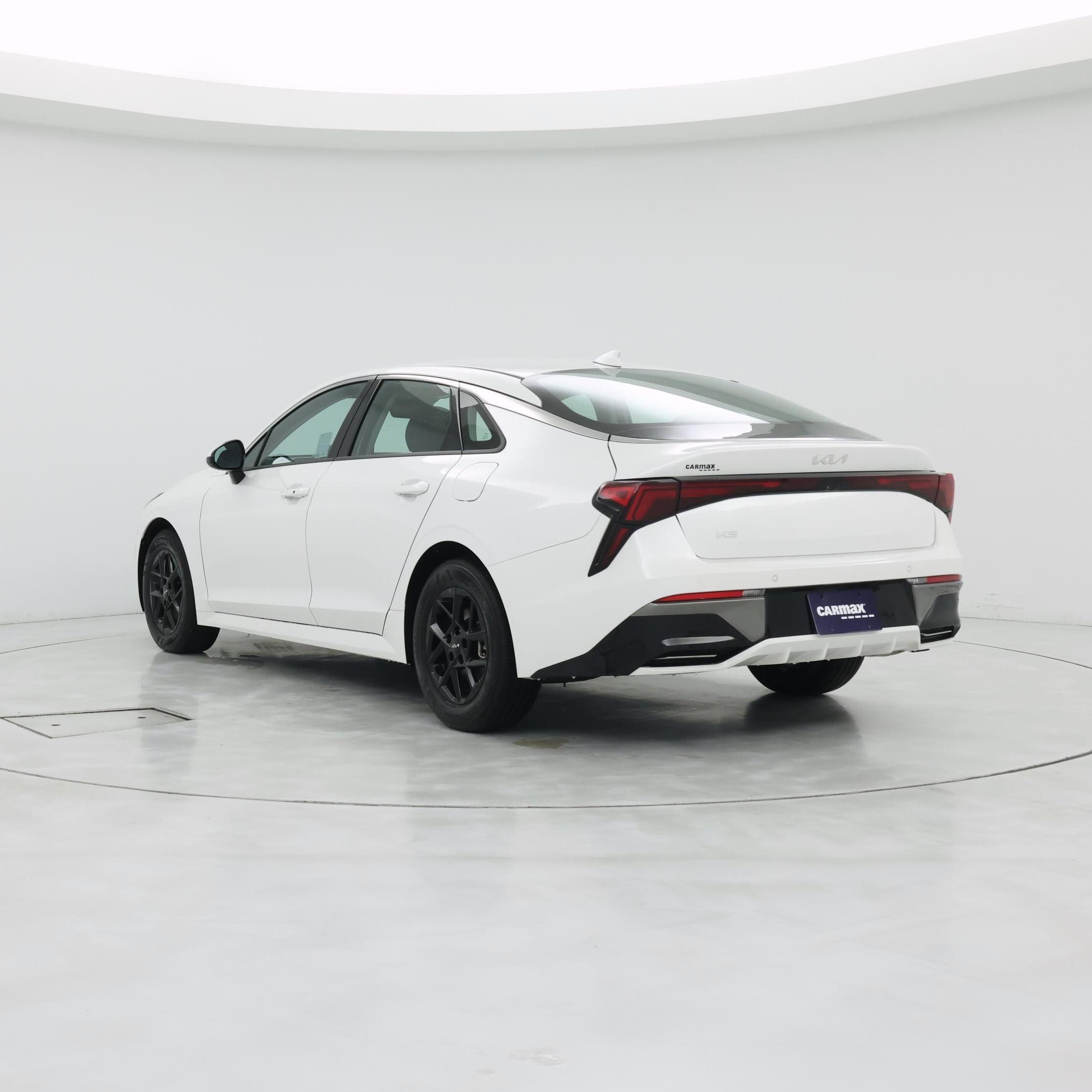 Thumbnail: 2025 Kia K5 - 2