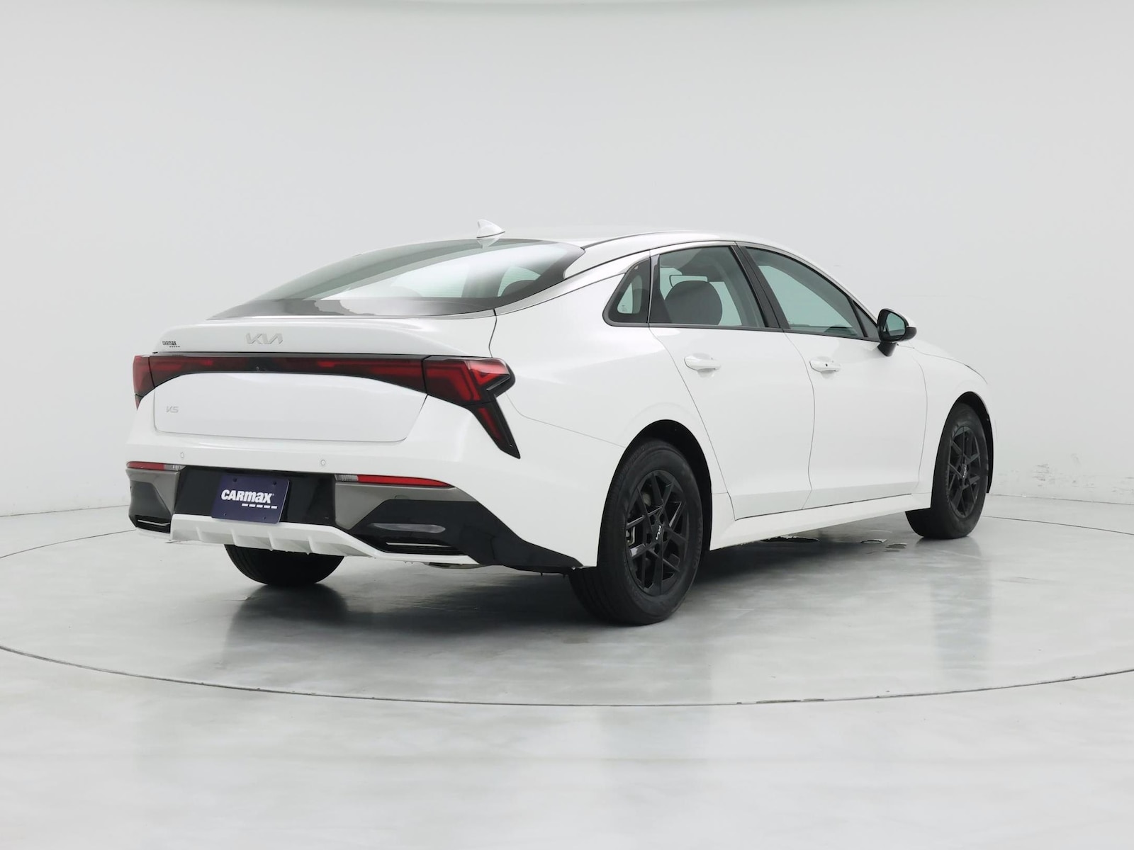 2025 Kia K5 LXS - Photo 9
