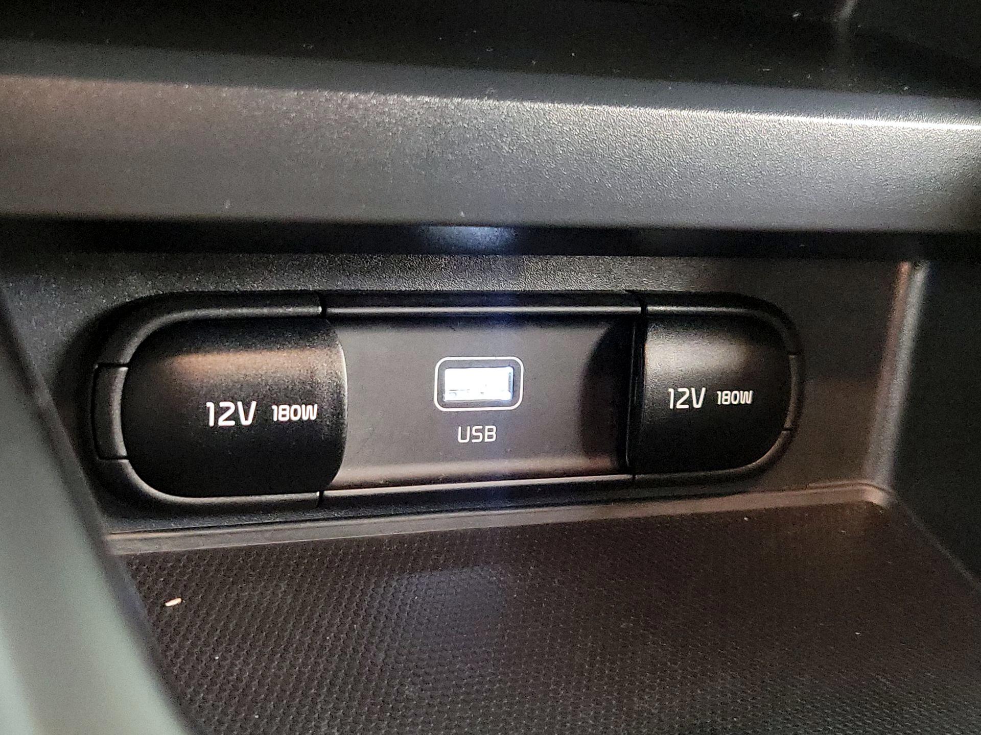 Thumbnail: 2025 Kia Soul - 18