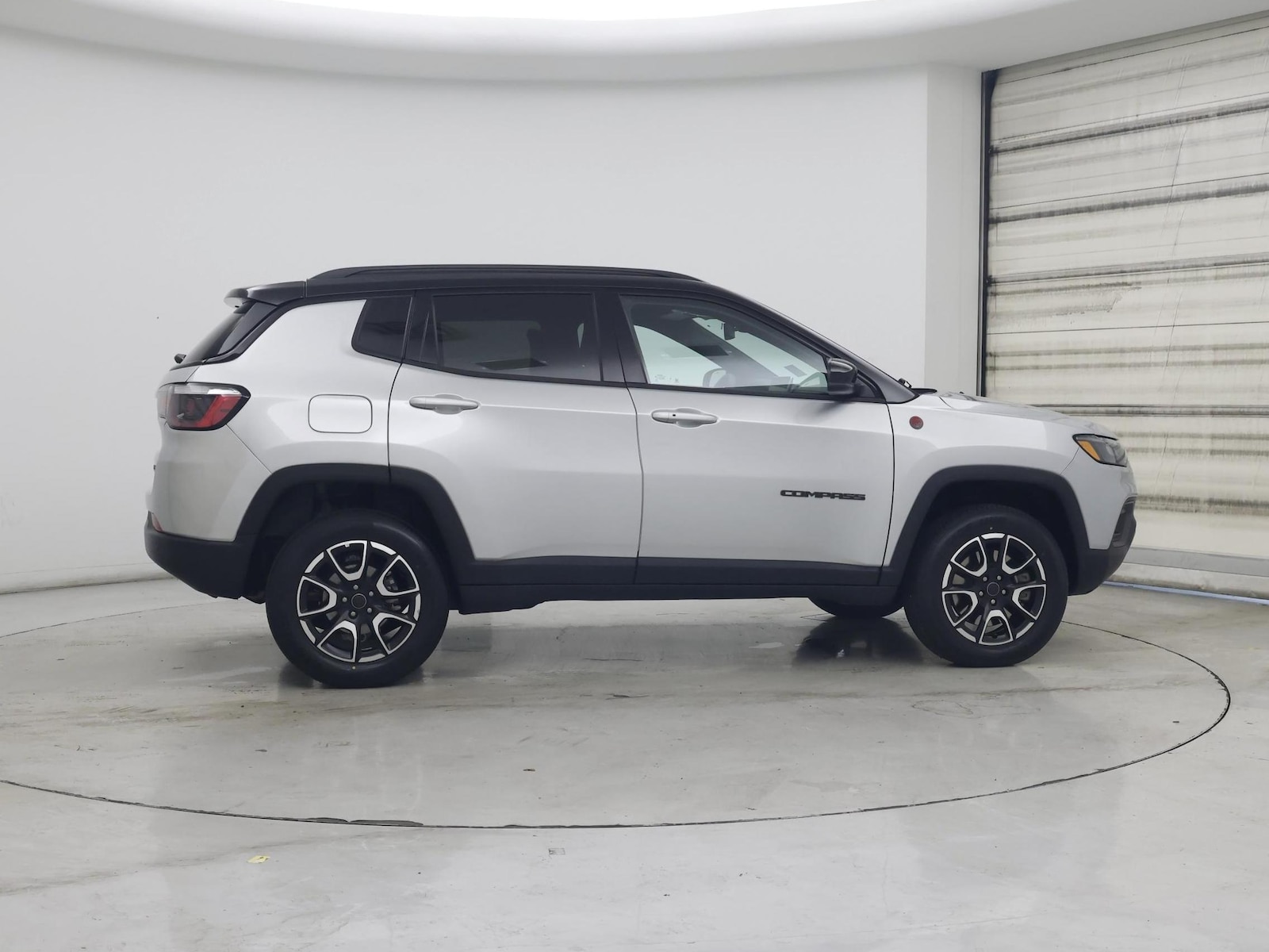 2025 Jeep Compass Trailhawk - Photo 8