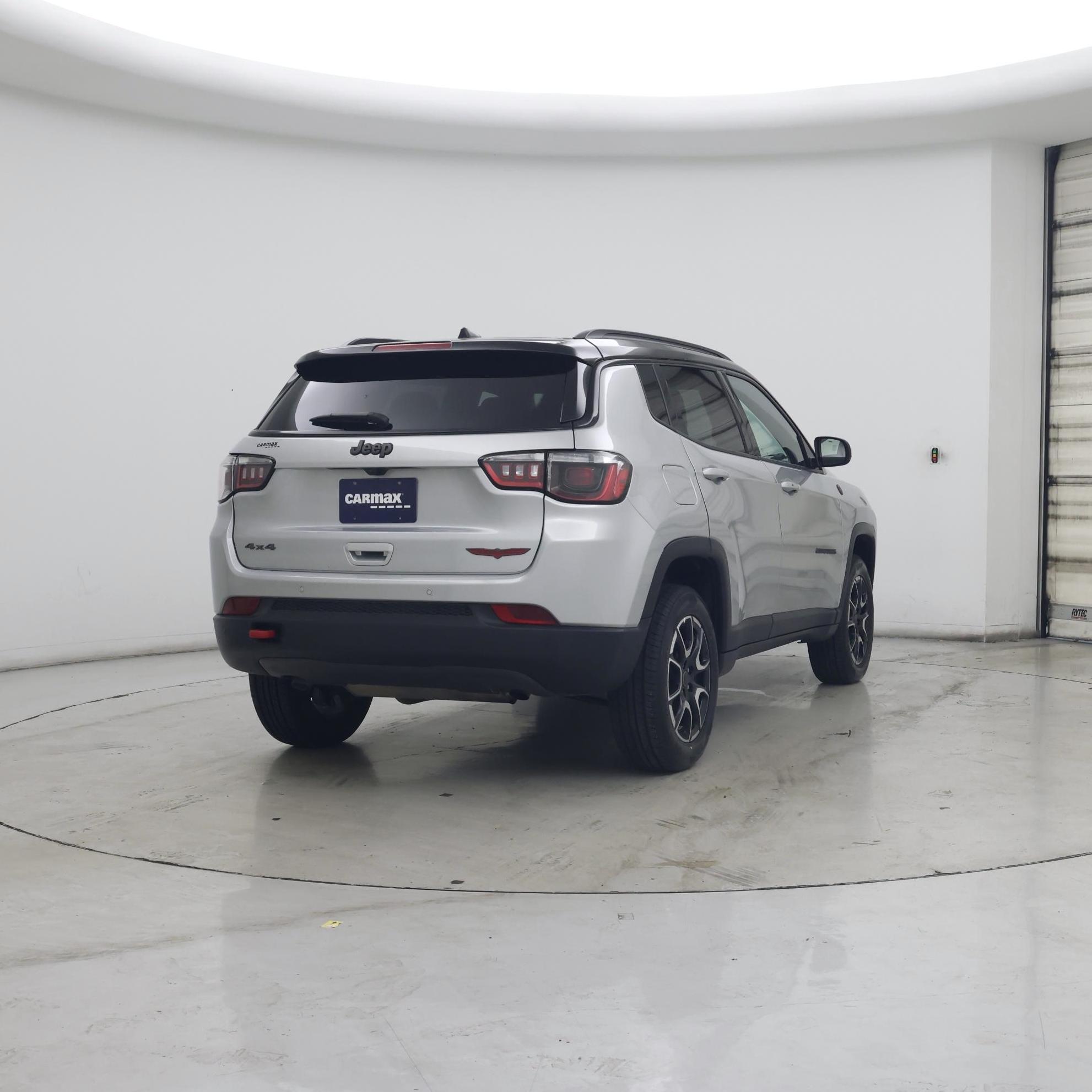 Thumbnail: 2025 Jeep Compass - 8