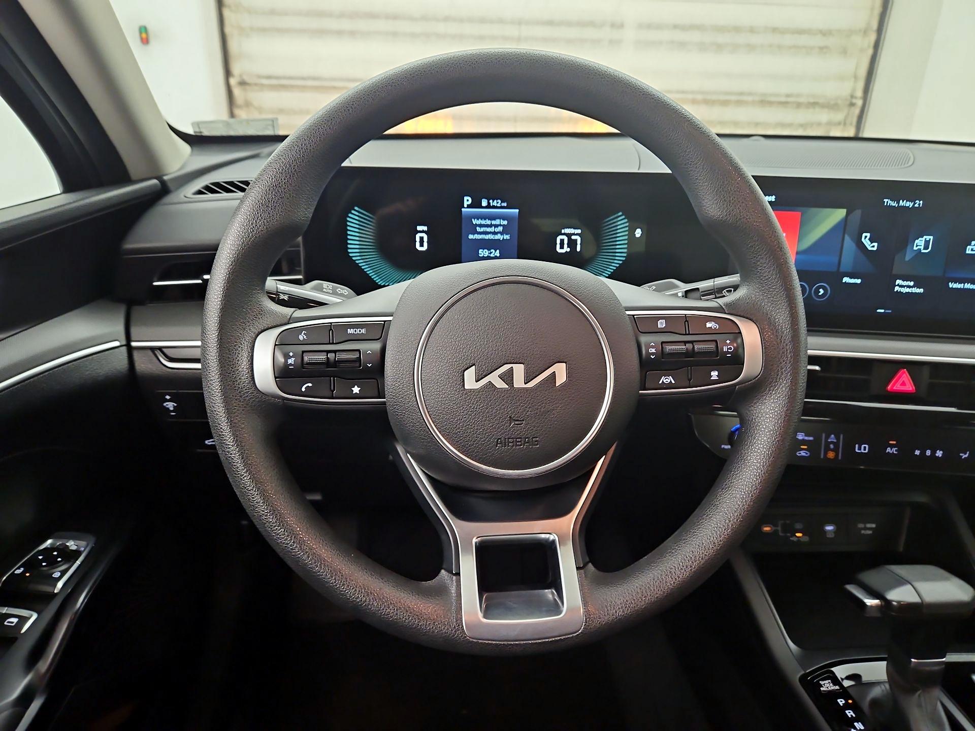 Thumbnail: 2025 Kia K5 - 10