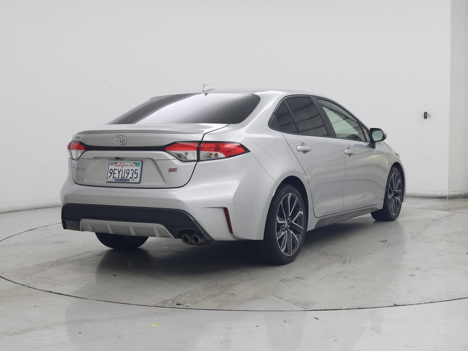 2020 Toyota Corolla SE - Photo 9