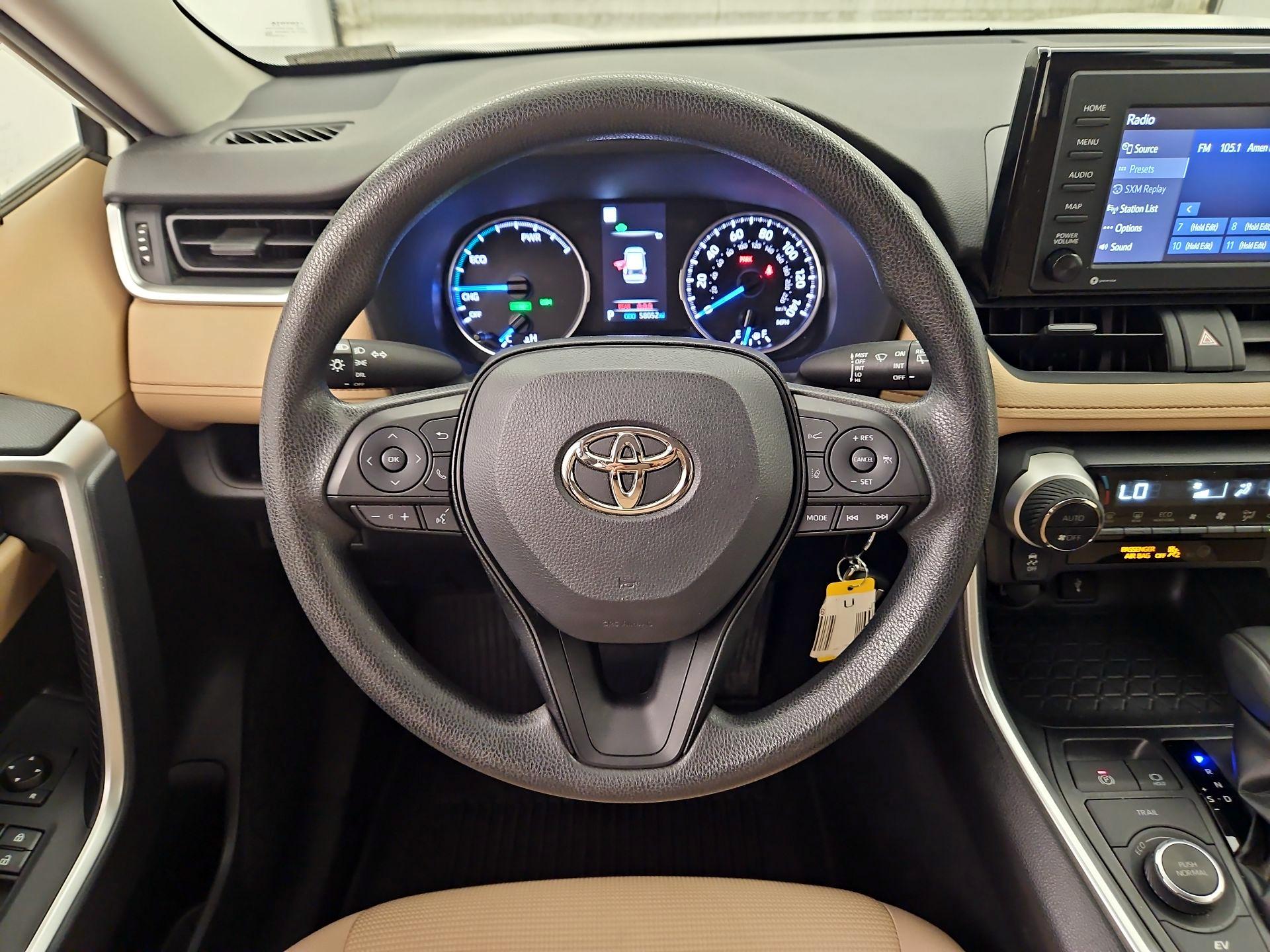 Thumbnail: 2022 Toyota RAV4 - 10