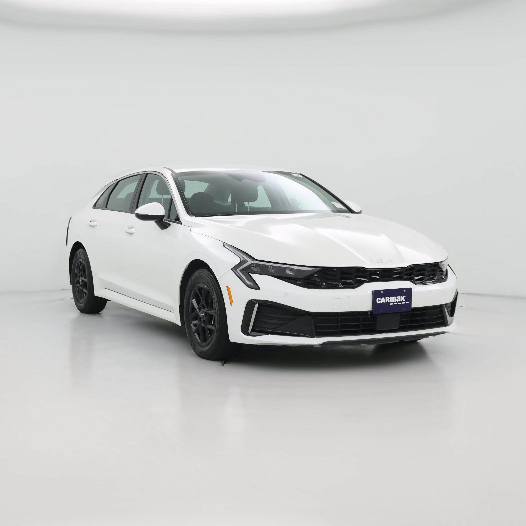 Thumbnail: 2025 Kia K5 - 1