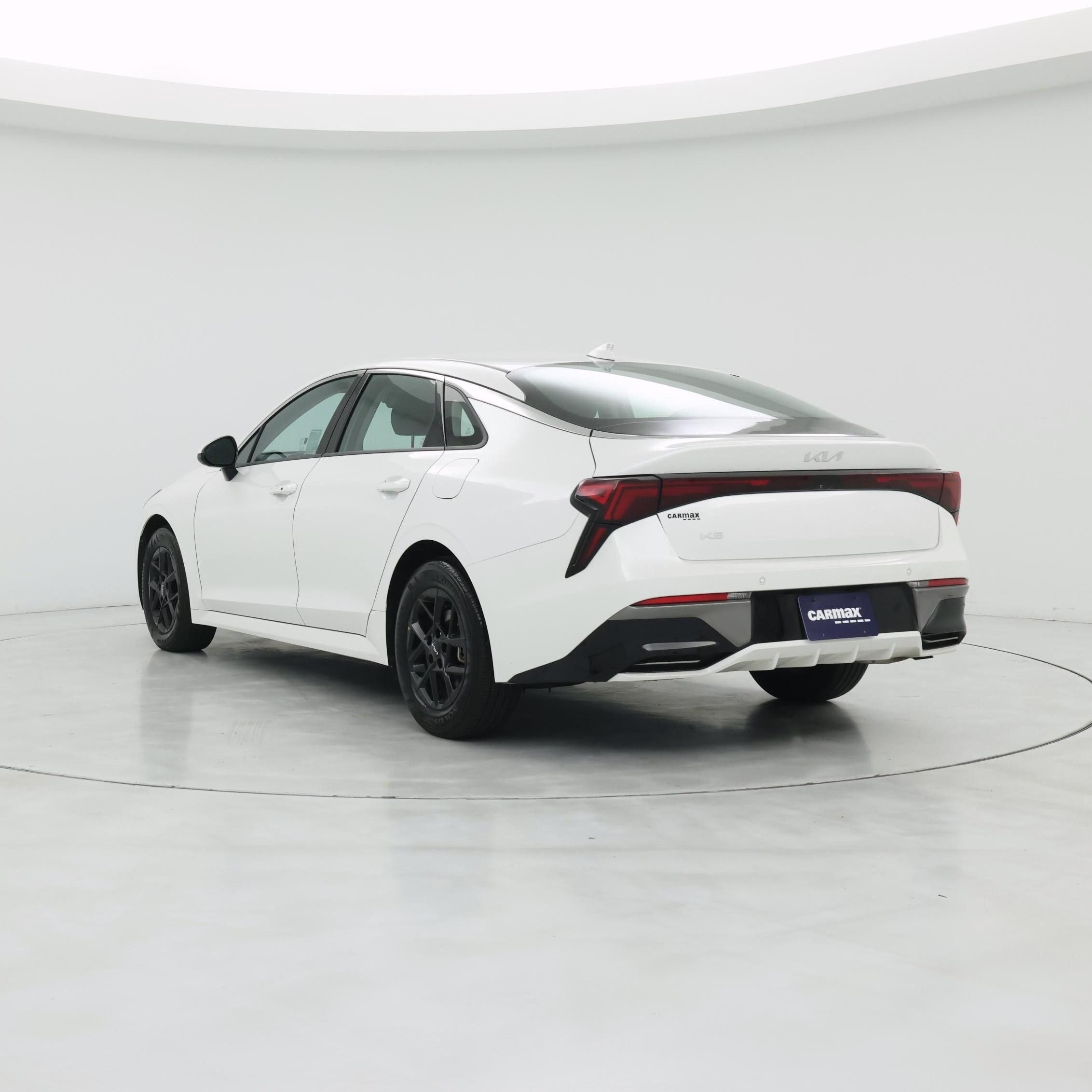 Thumbnail: 2025 Kia K5 - 2